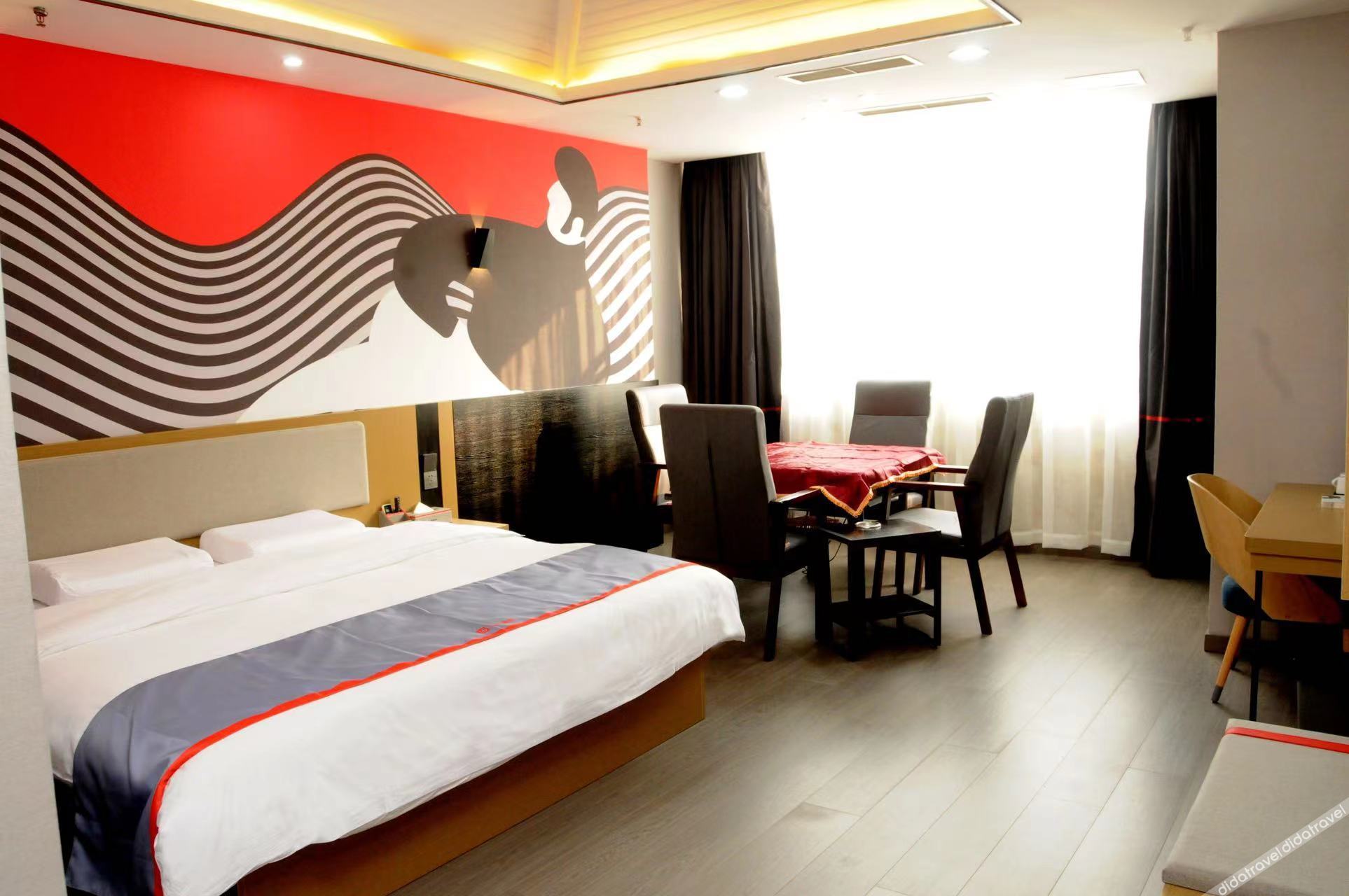Junyi Chain Hotel (Nanjiang Peoples Hospital) 0*
