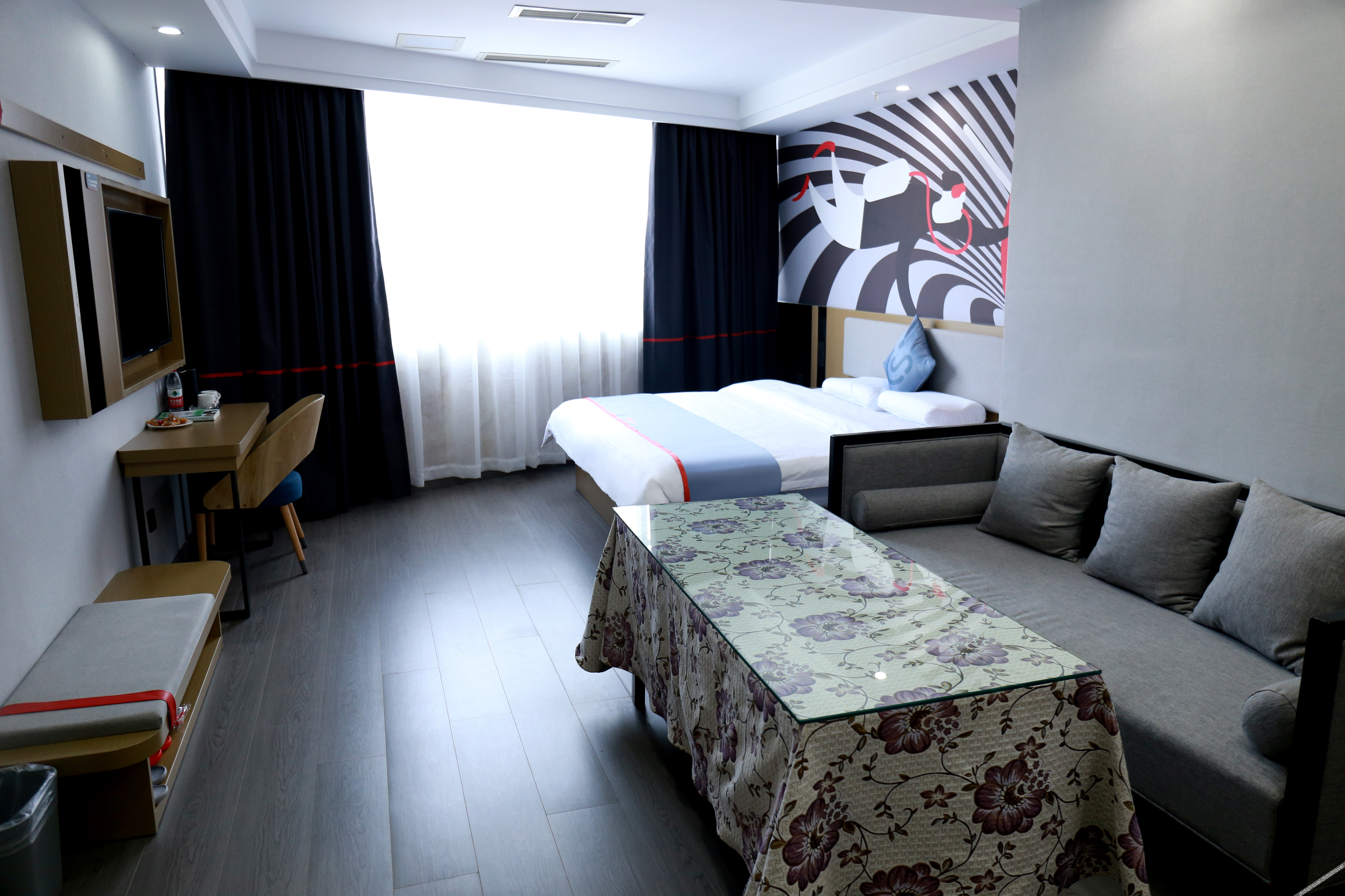 Junyi Chain Hotel (Nanjiang Peoples Hospital) 0*