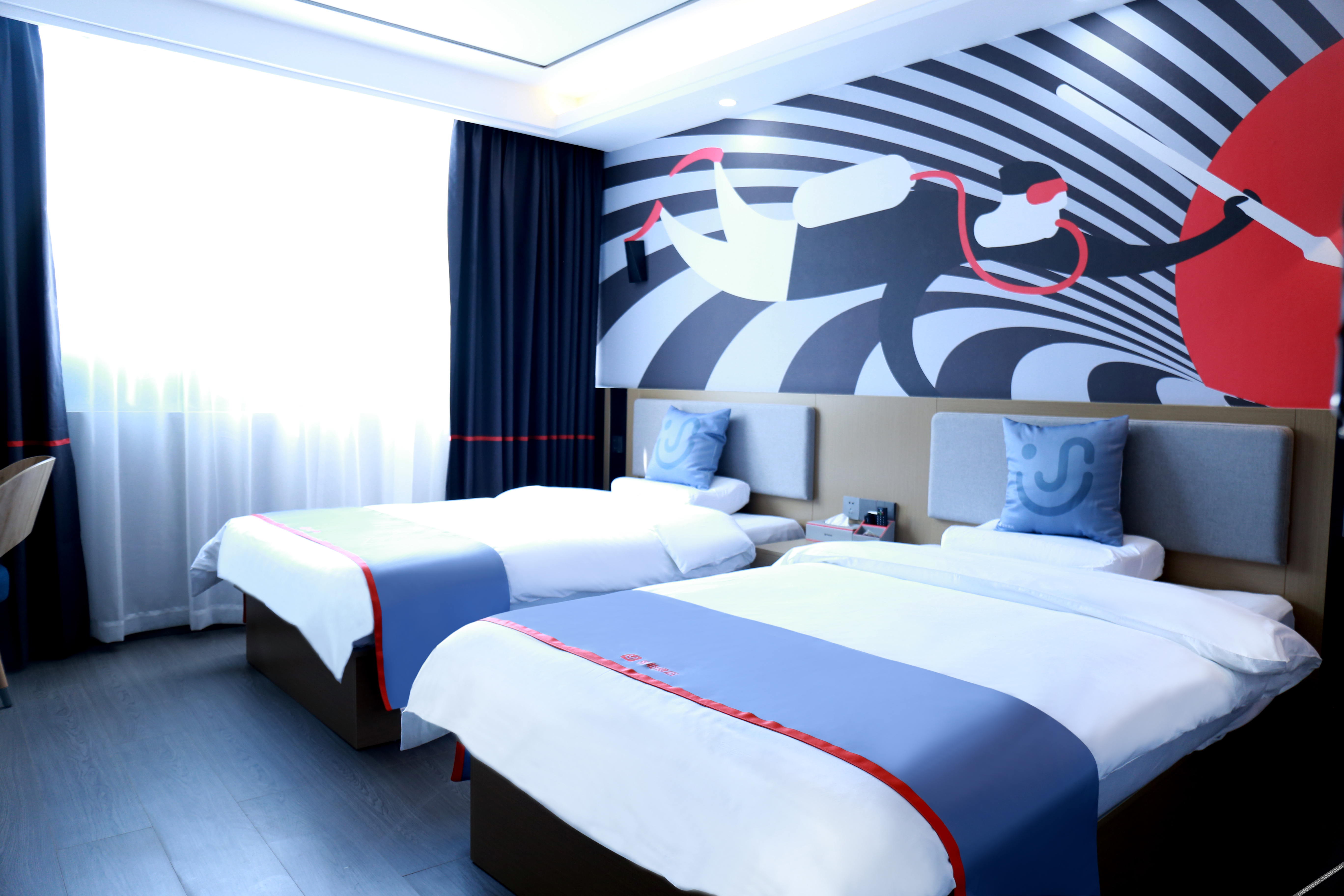 Junyi Chain Hotel (Nanjiang Peoples Hospital) 0*
