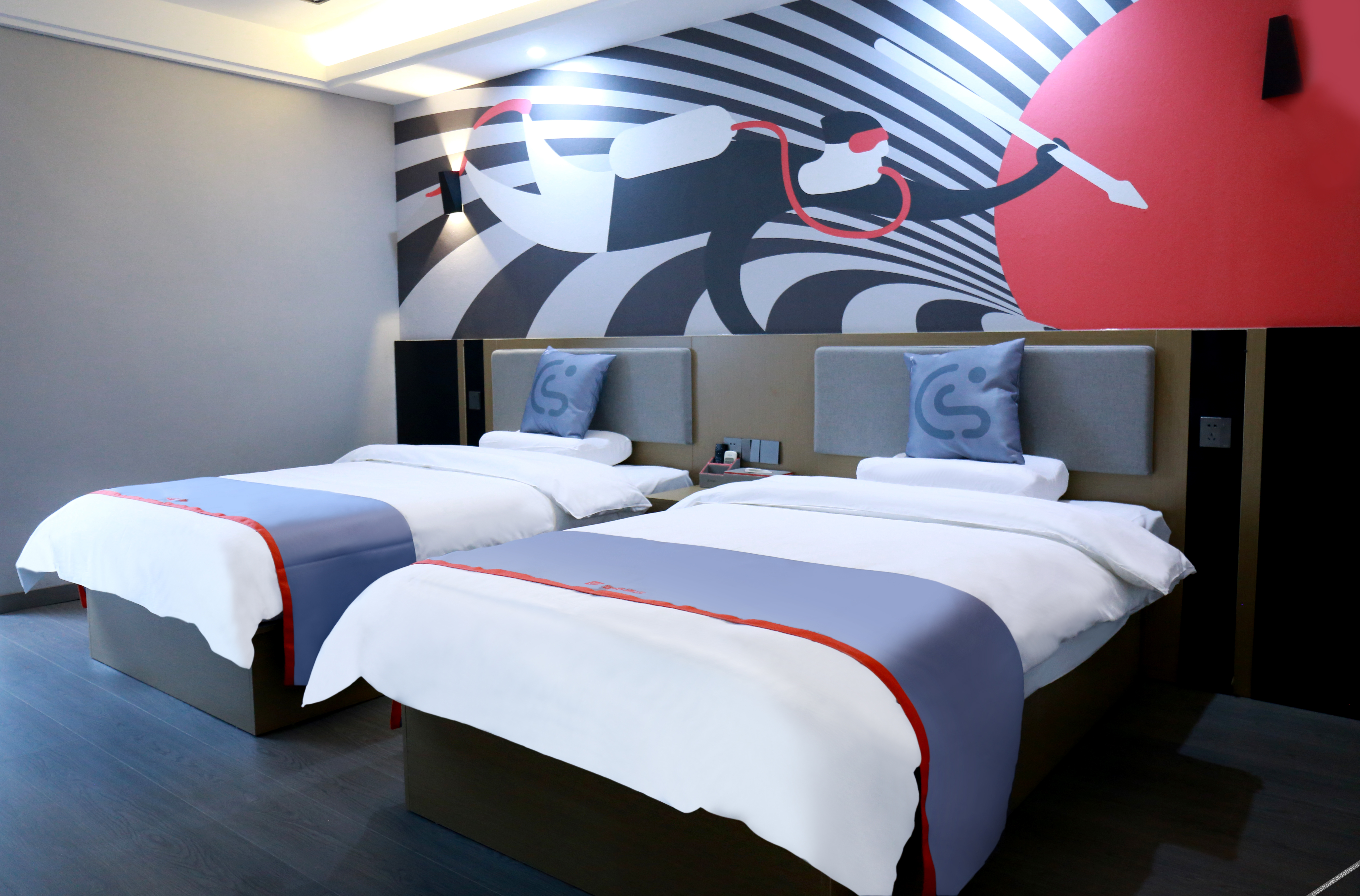 Junyi Chain Hotel (Nanjiang Peoples Hospital) 0*