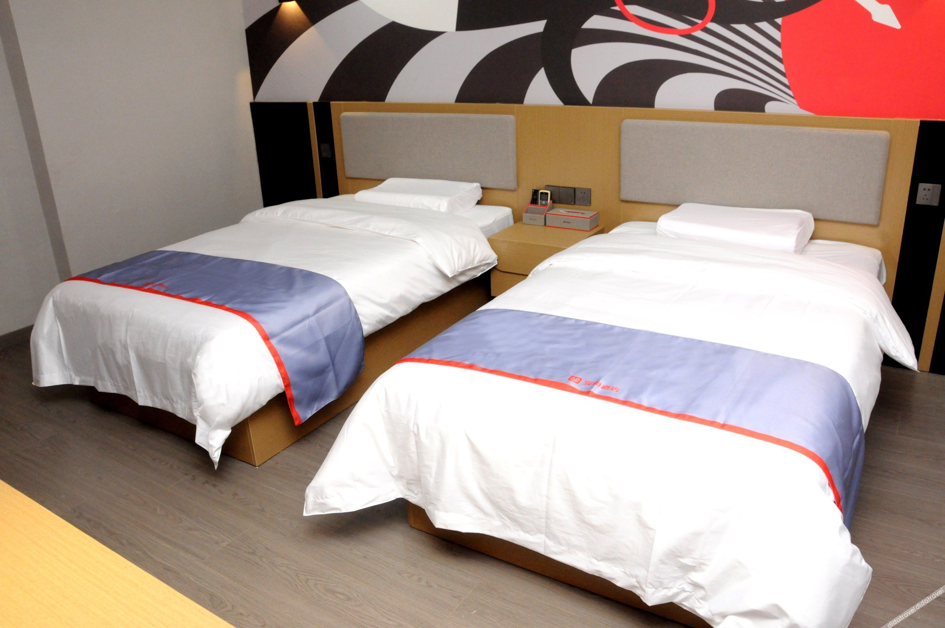 Junyi Chain Hotel (Nanjiang Peoples Hospital) 0*