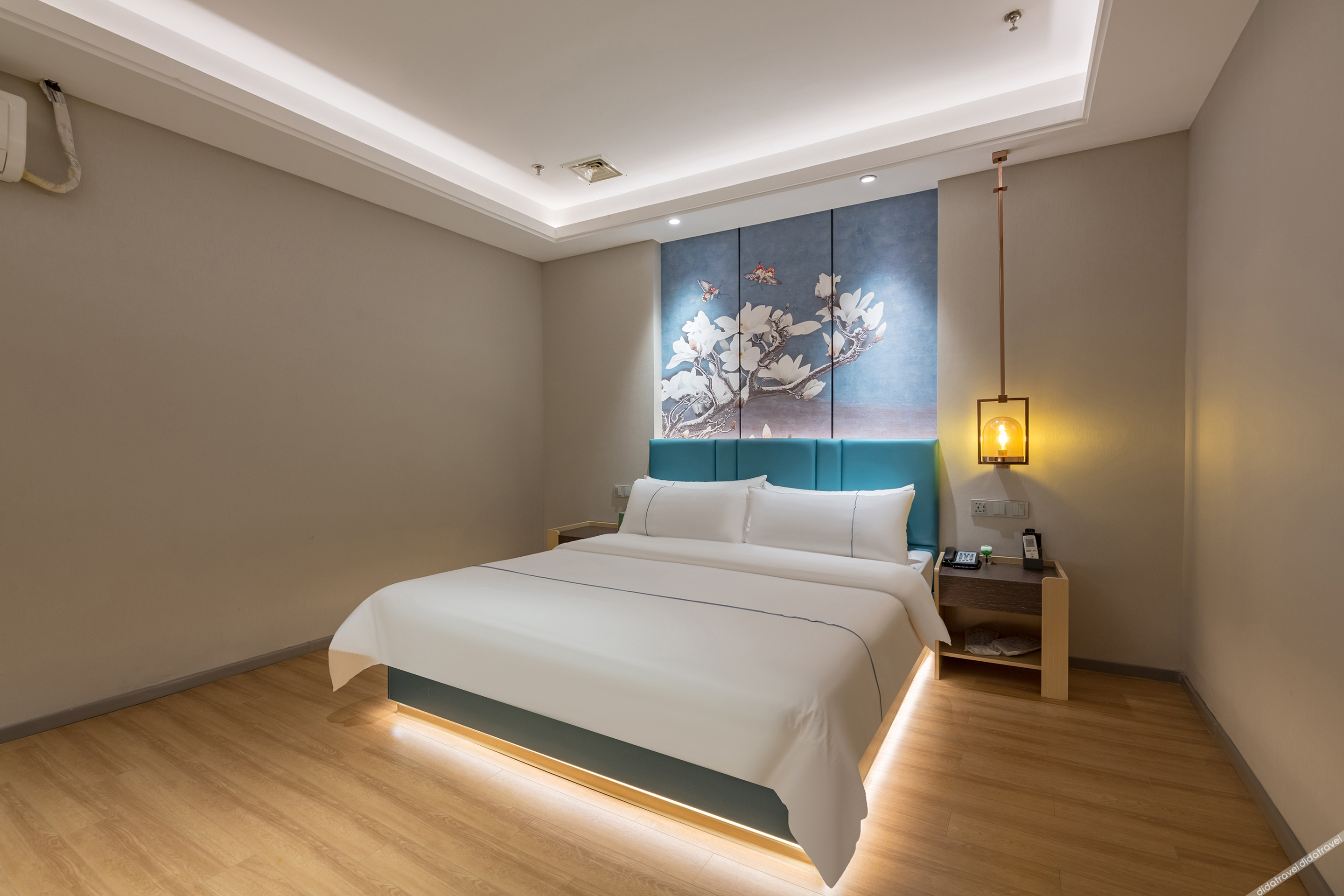 Platinum Magnolia Hotel (Shijiazhuang No. 99 Middle School Tangu Subway Station Branch) 2*