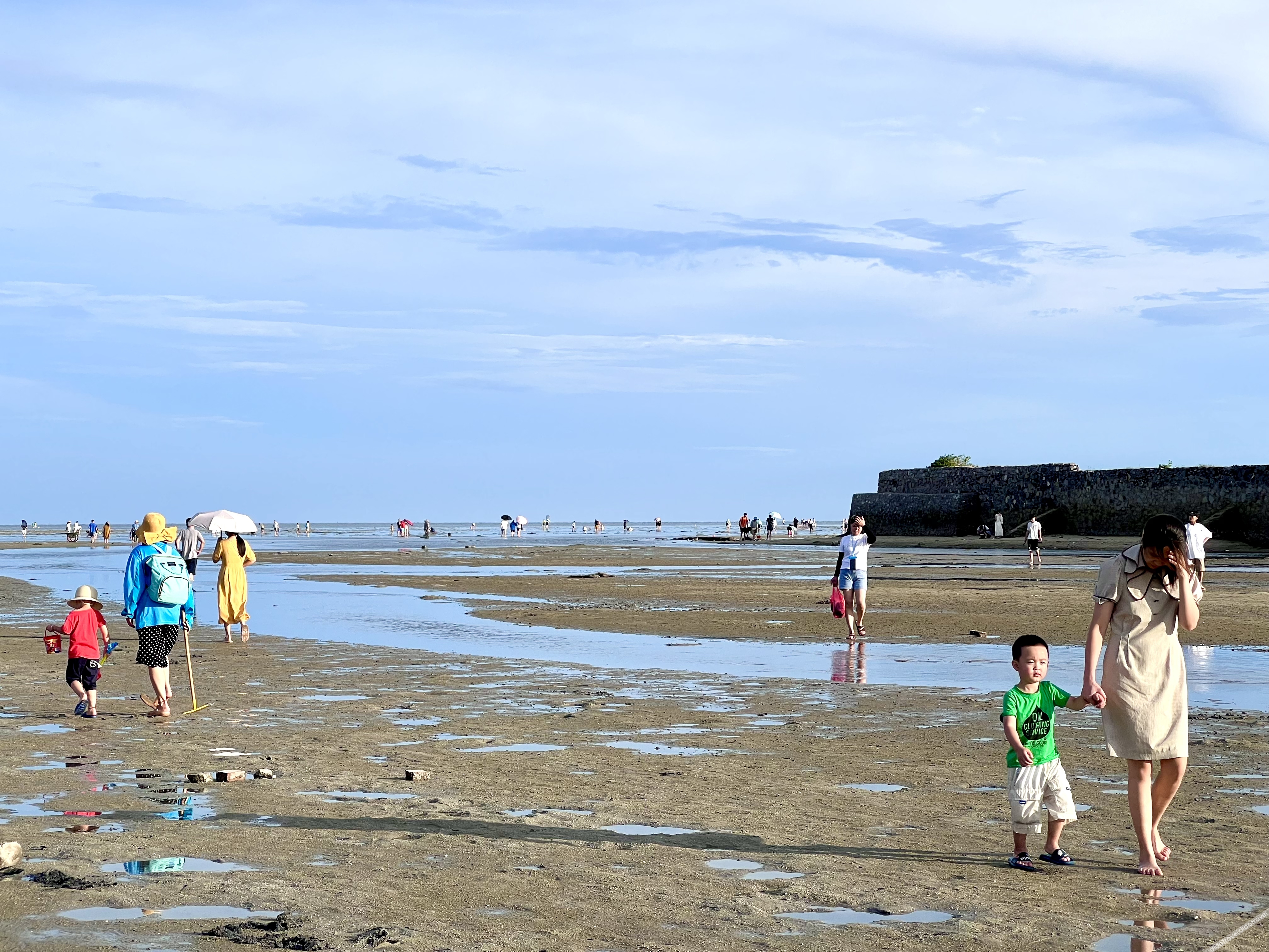 Huayi Boutique Homestay (Beihai Mangrove Ecological Tourist Area) 2*