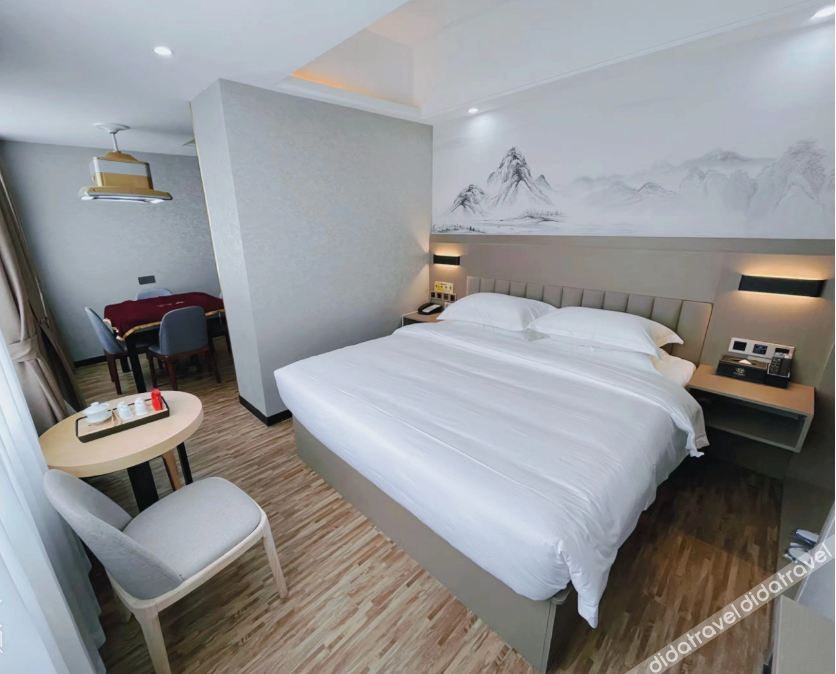 Fistel Hotel 2*