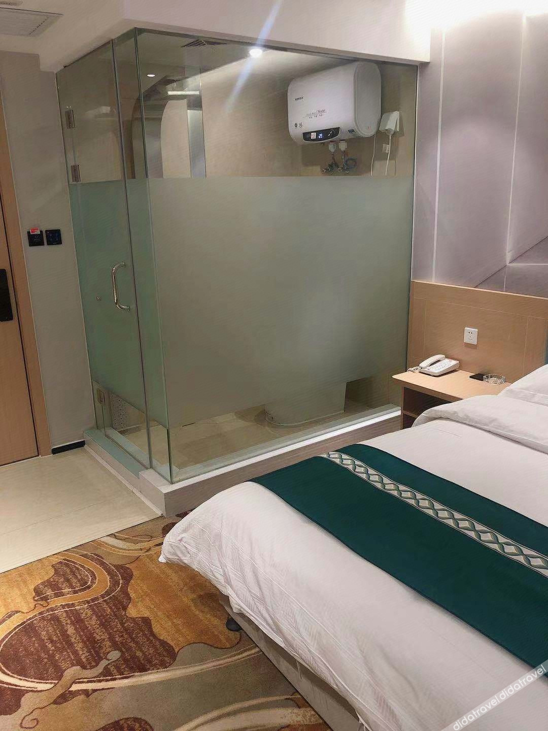 Qijun Hotel (The Second Hospital of Jilin University, Changchun) 2*