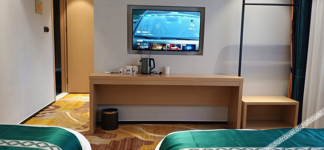 Qijun Hotel (The Second Hospital of Jilin University, Changchun) 2*