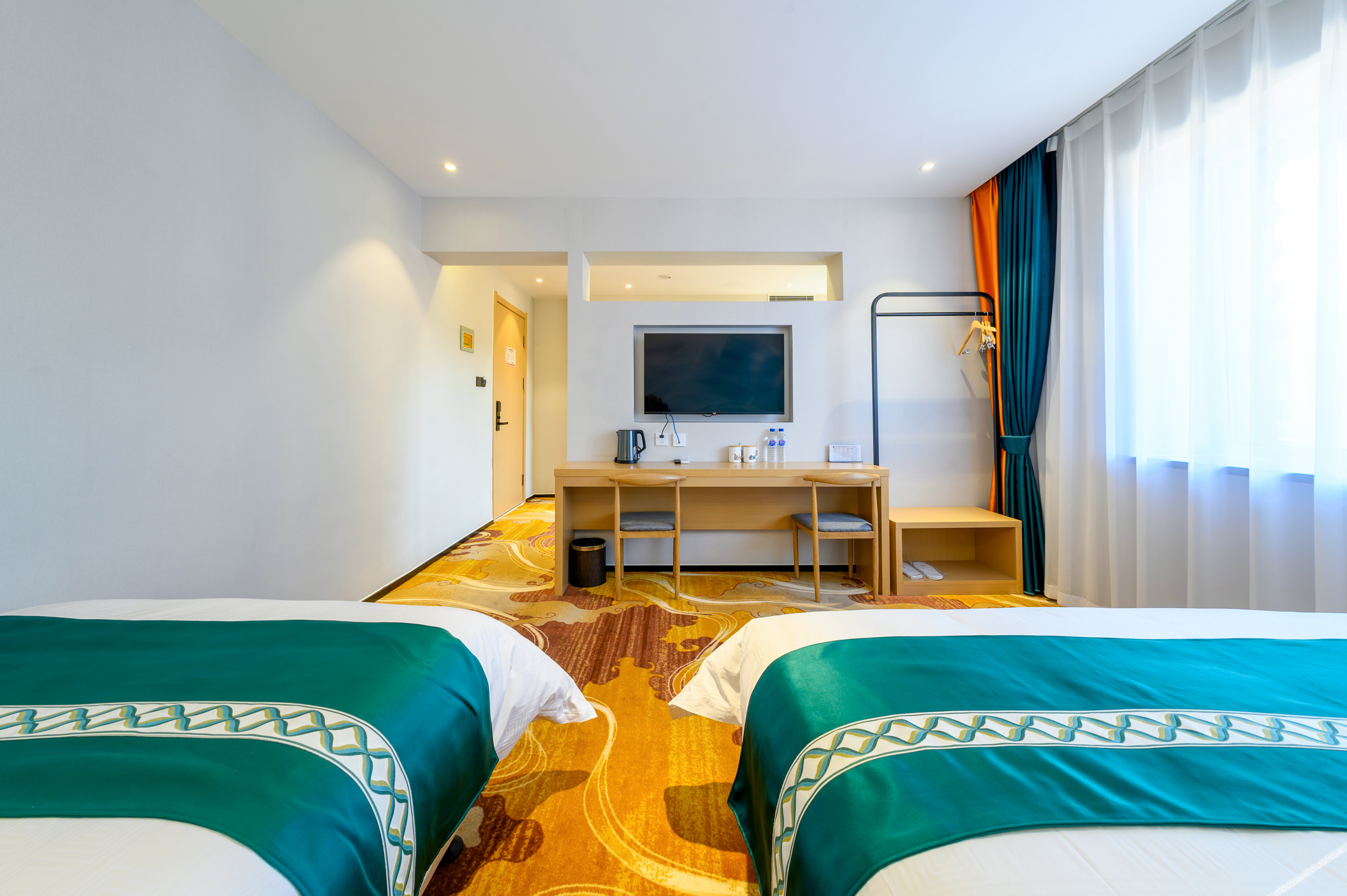 Qijun Hotel (The Second Hospital of Jilin University, Changchun) 2*