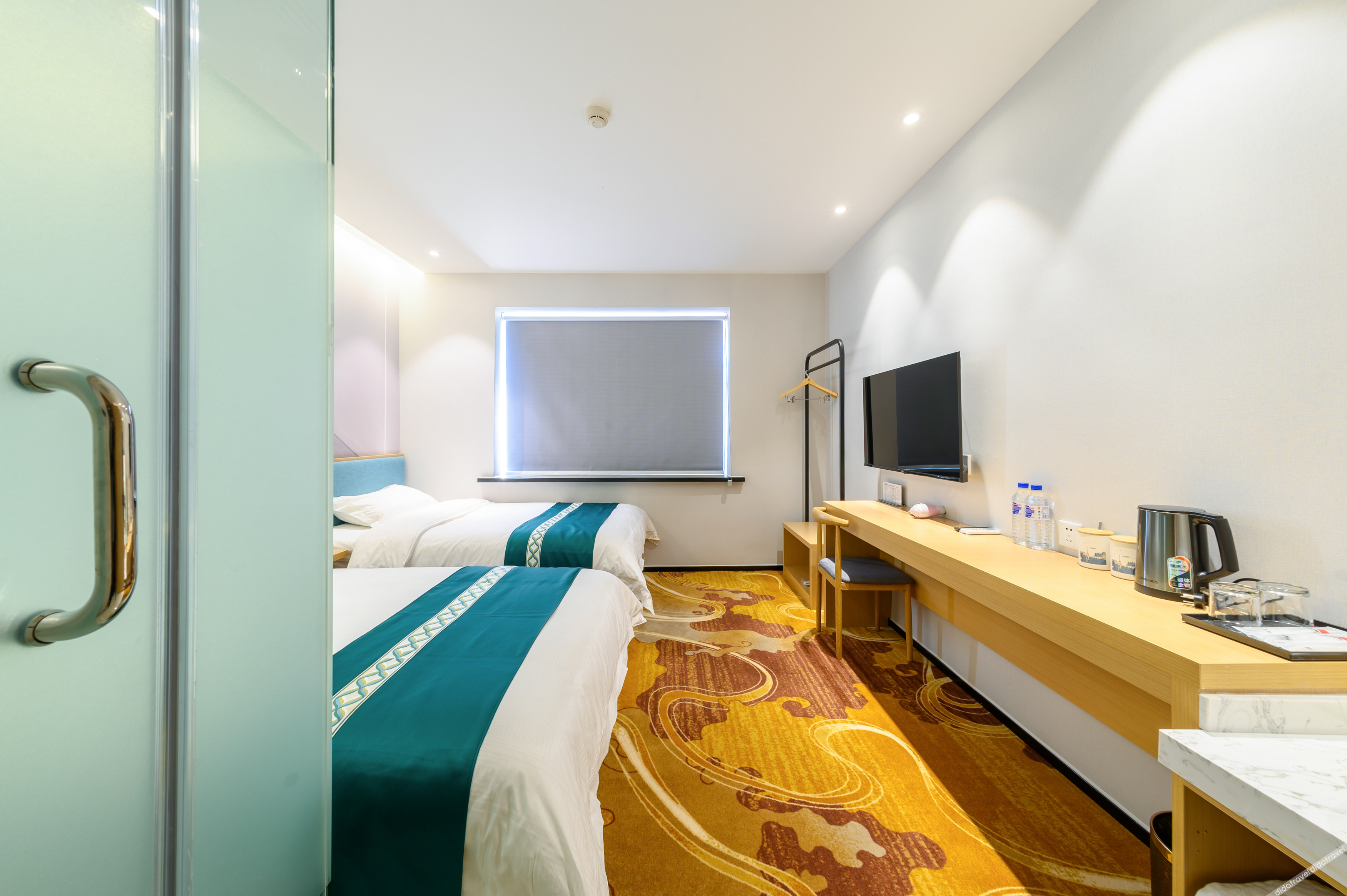 Qijun Hotel (The Second Hospital of Jilin University, Changchun) 2*