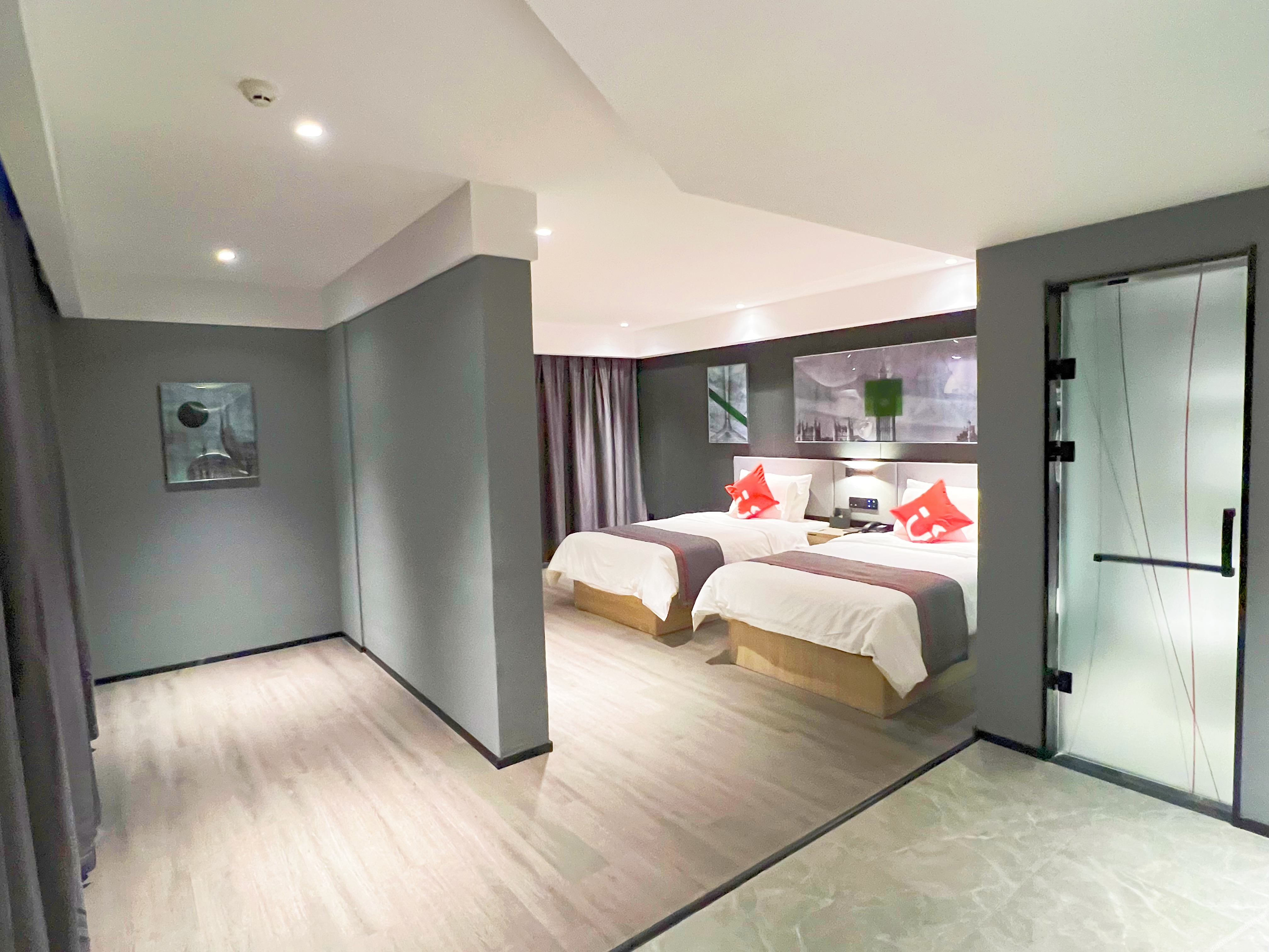 Shankee Yue Hotel (Gaocheng Shifu Xi Road) 1*