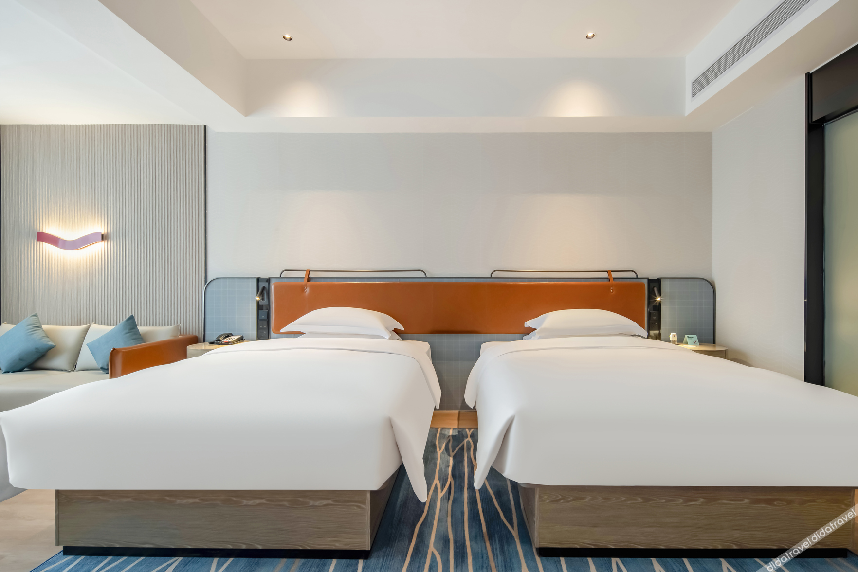 Echarm Hotel 3*