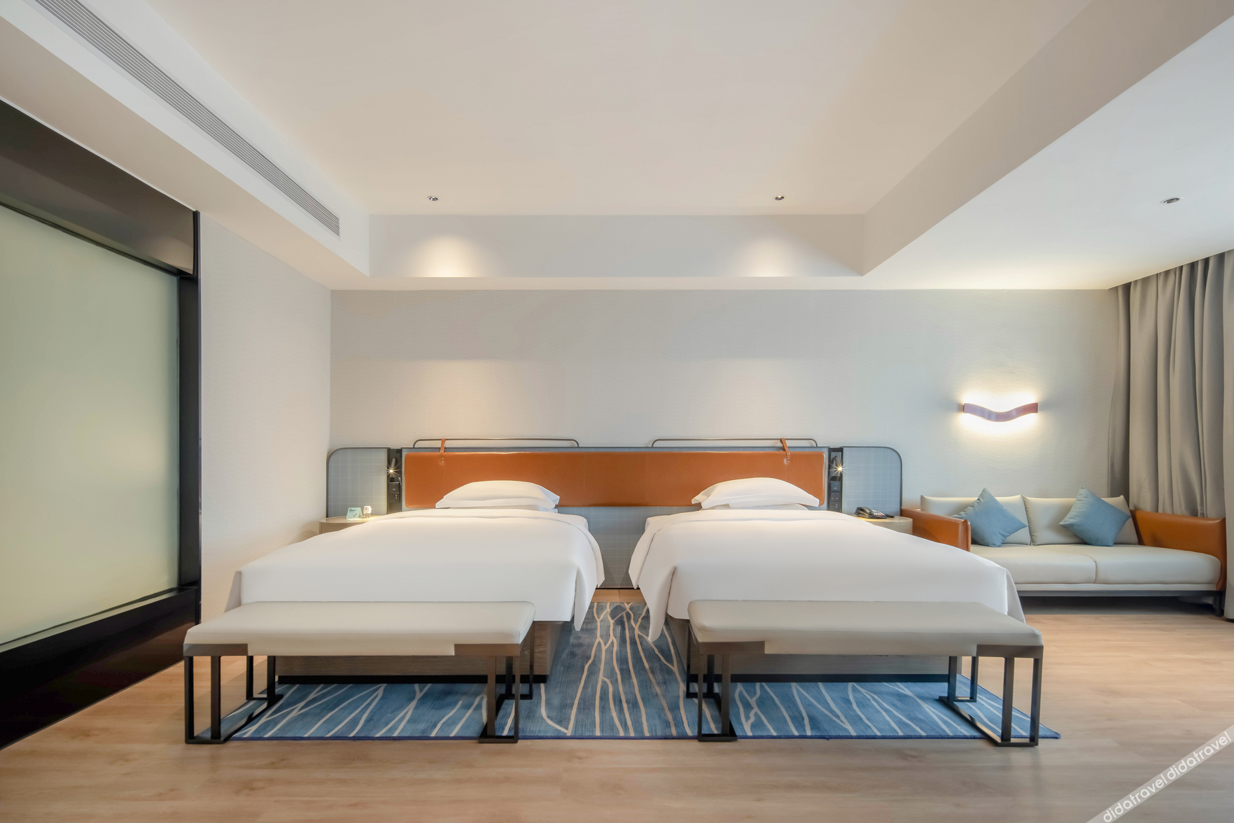 Echarm Hotel 3*