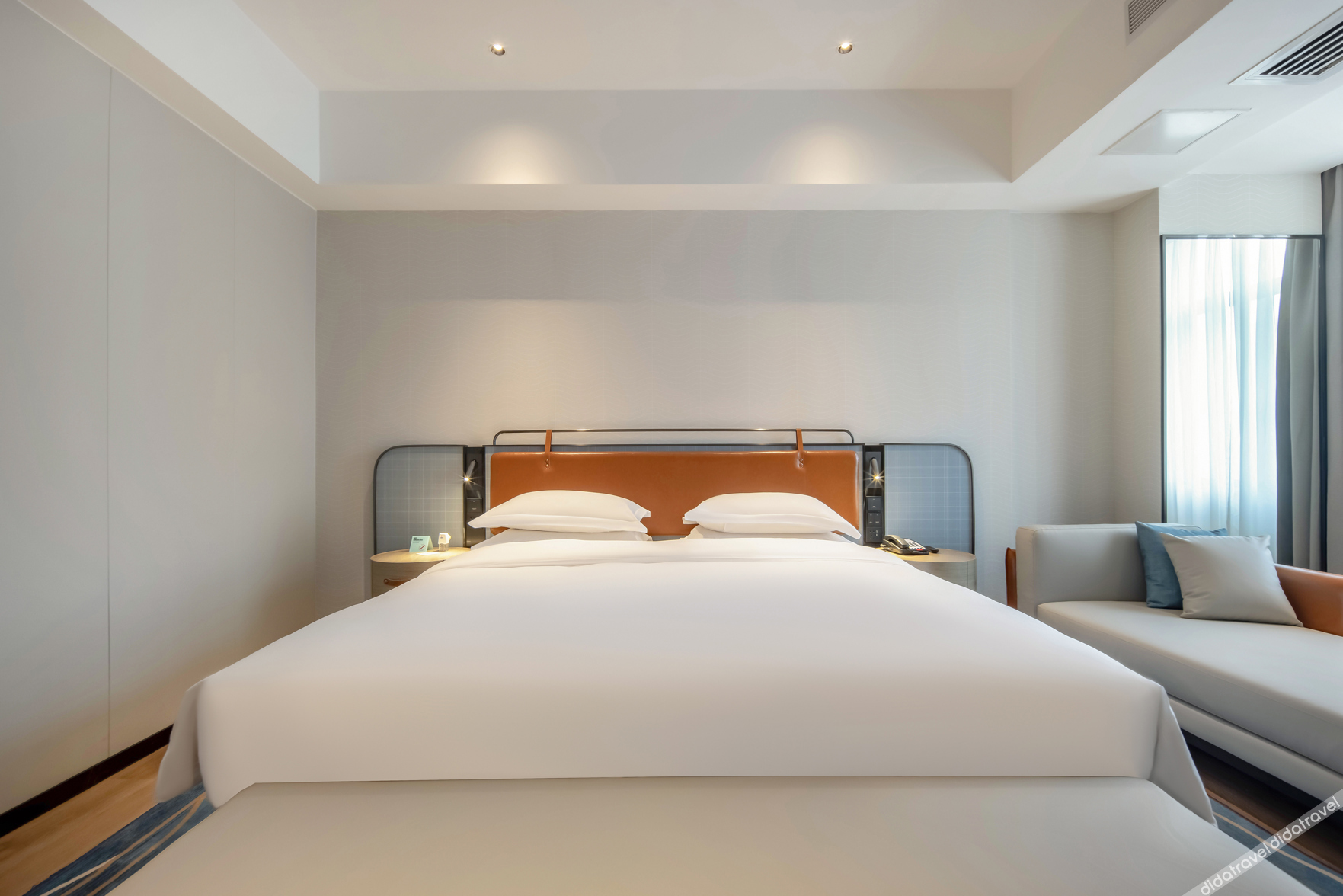 Echarm Hotel 3*