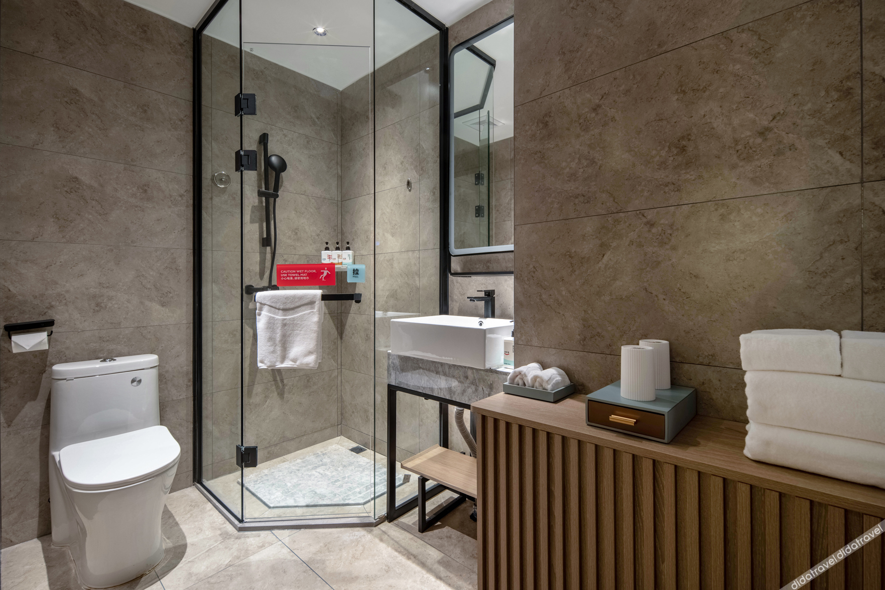 Echarm Hotel 3*