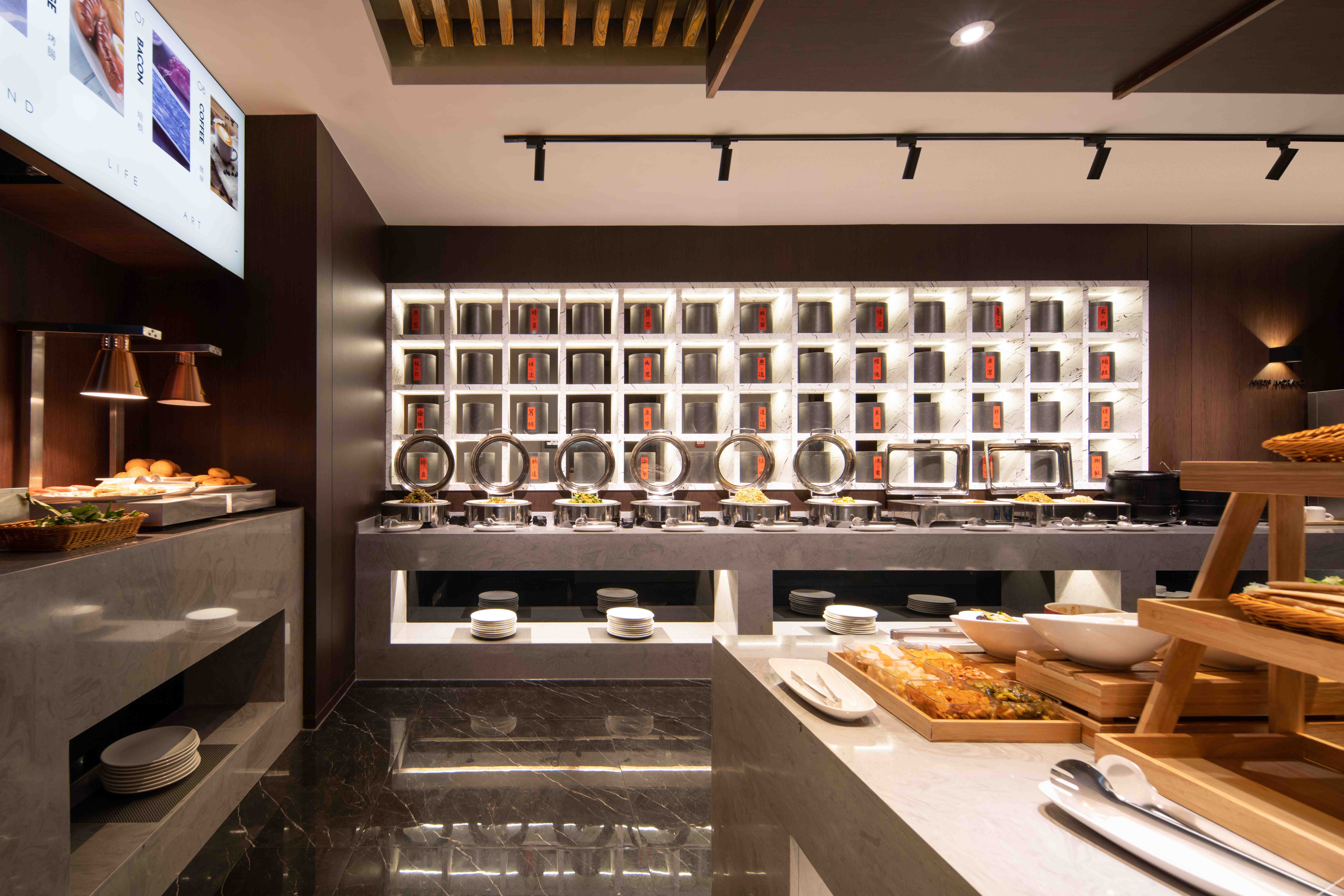 The GiorgioMorandi Hotels (Xuyi Kejie Central Mall) 4*