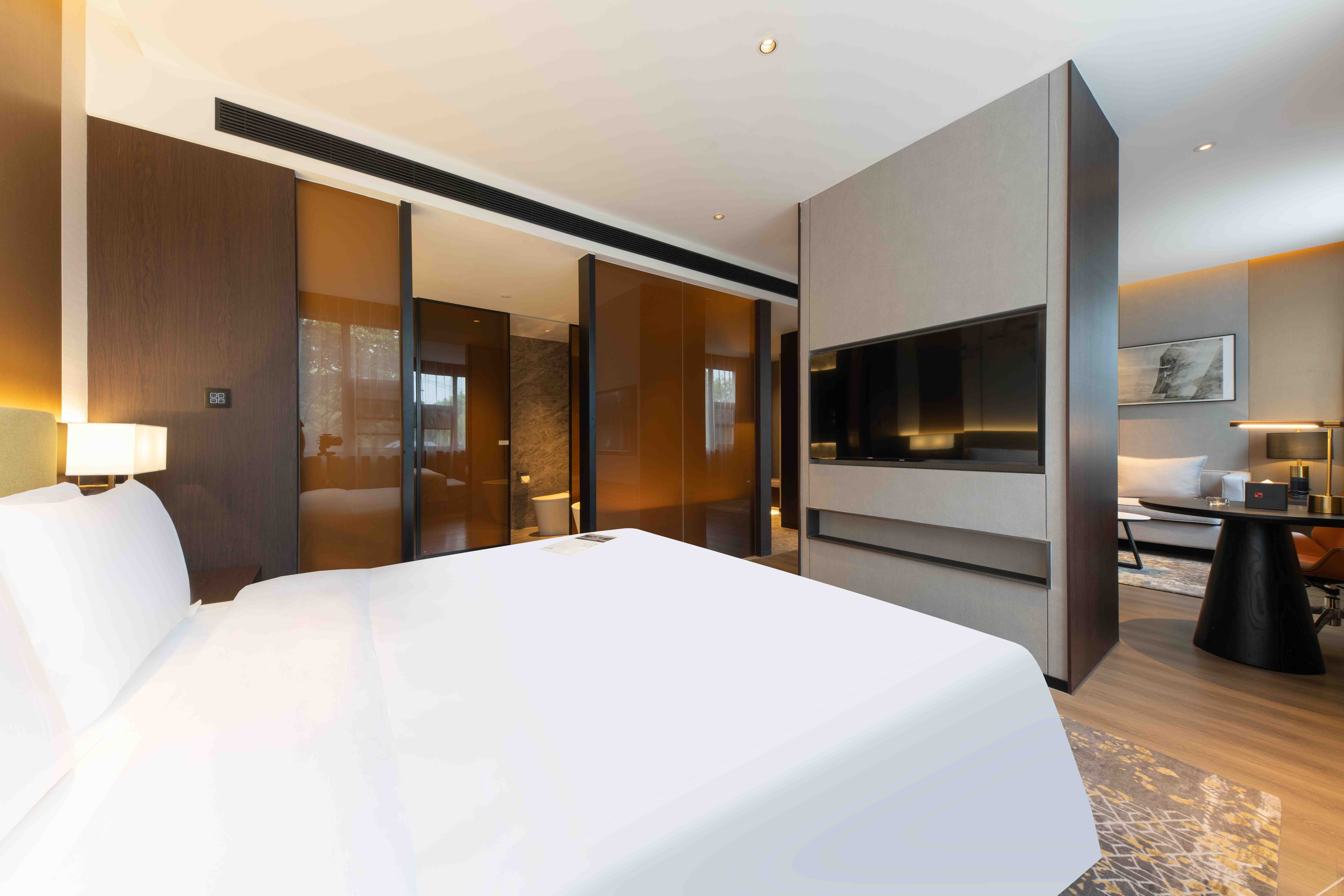The GiorgioMorandi Hotels (Xuyi Kejie Central Mall) 4*