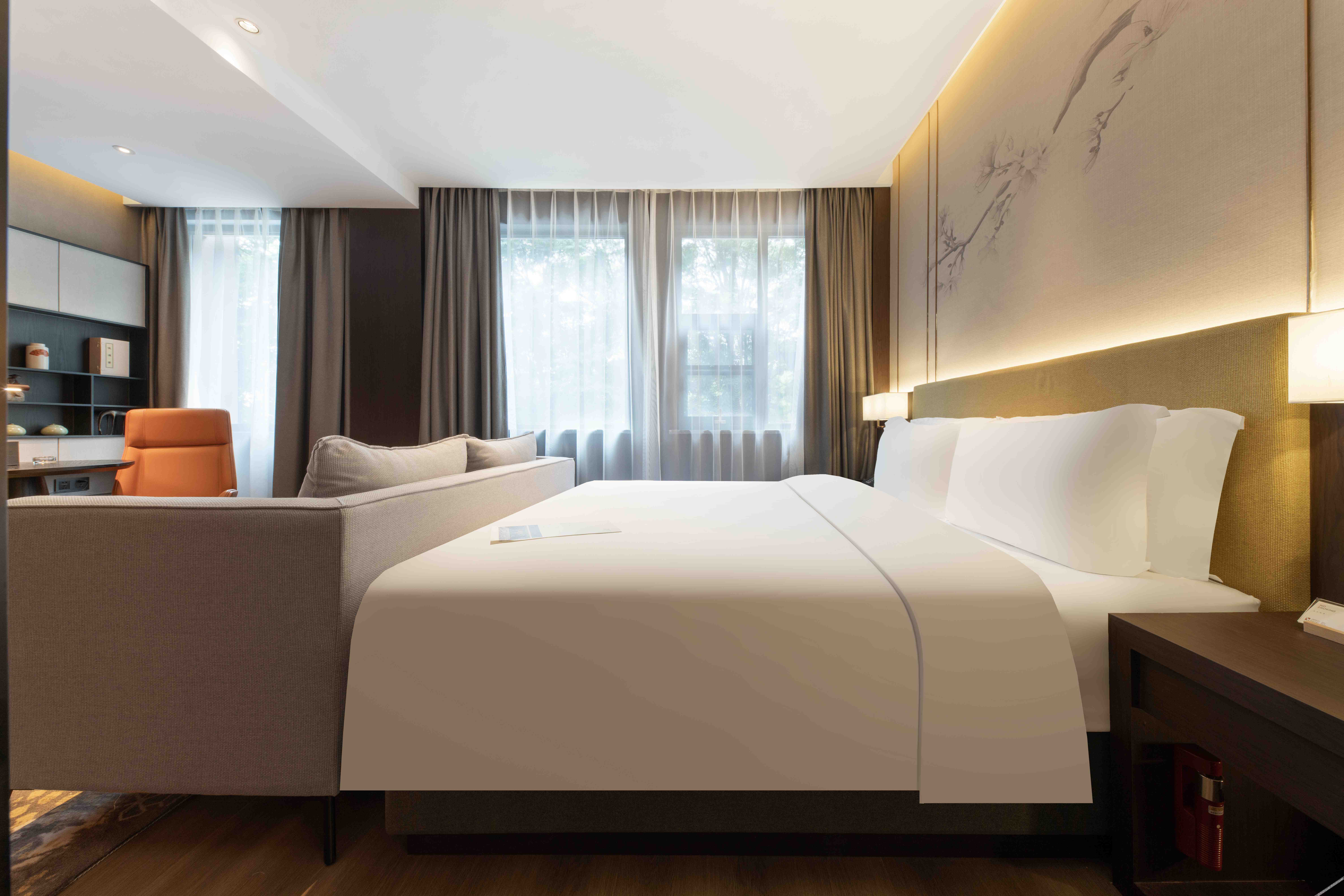The GiorgioMorandi Hotels (Xuyi Kejie Central Mall) 4*