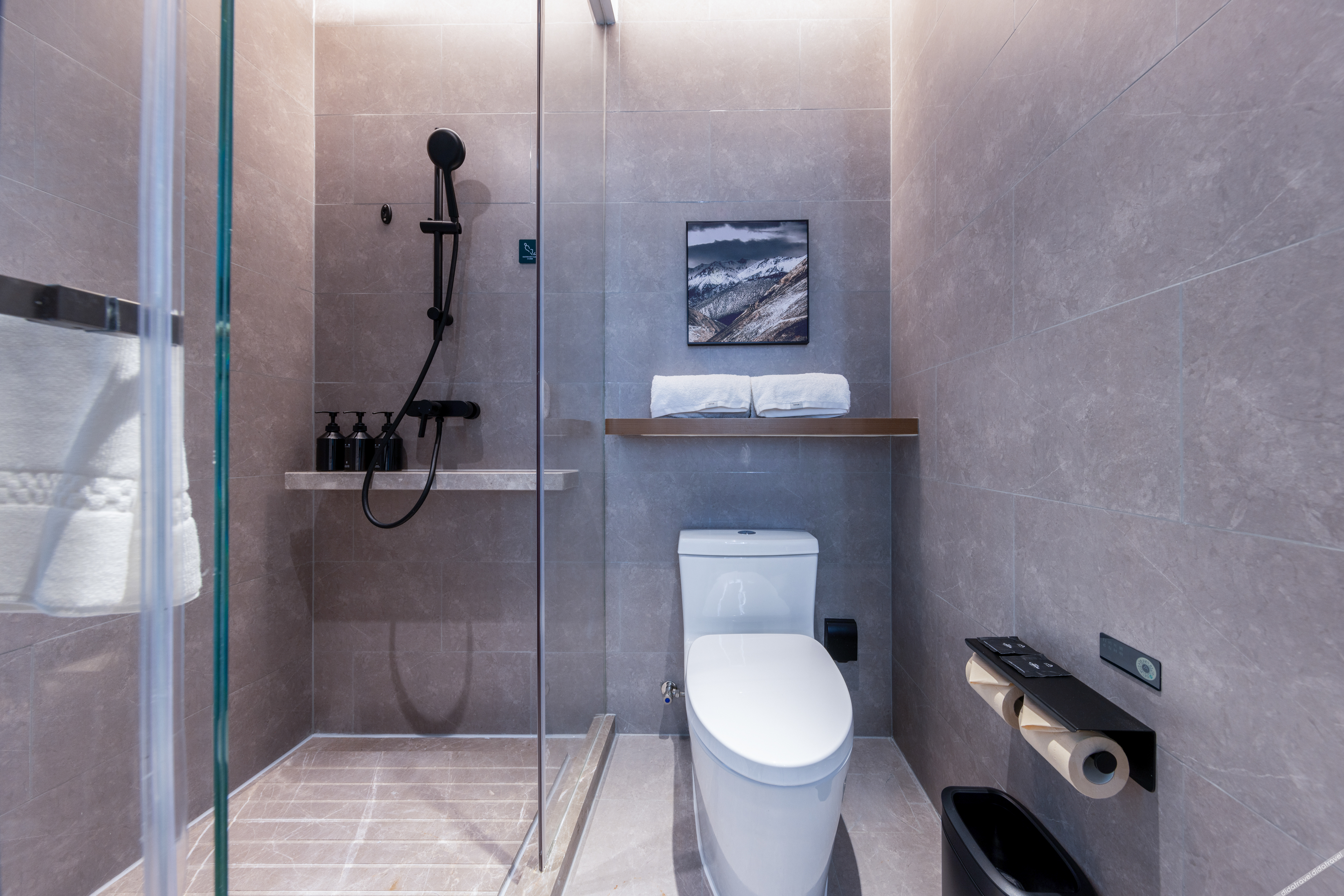 Atour Hotel Shenzhen Futian Huaqiangnorth Pedestrian Street 4*