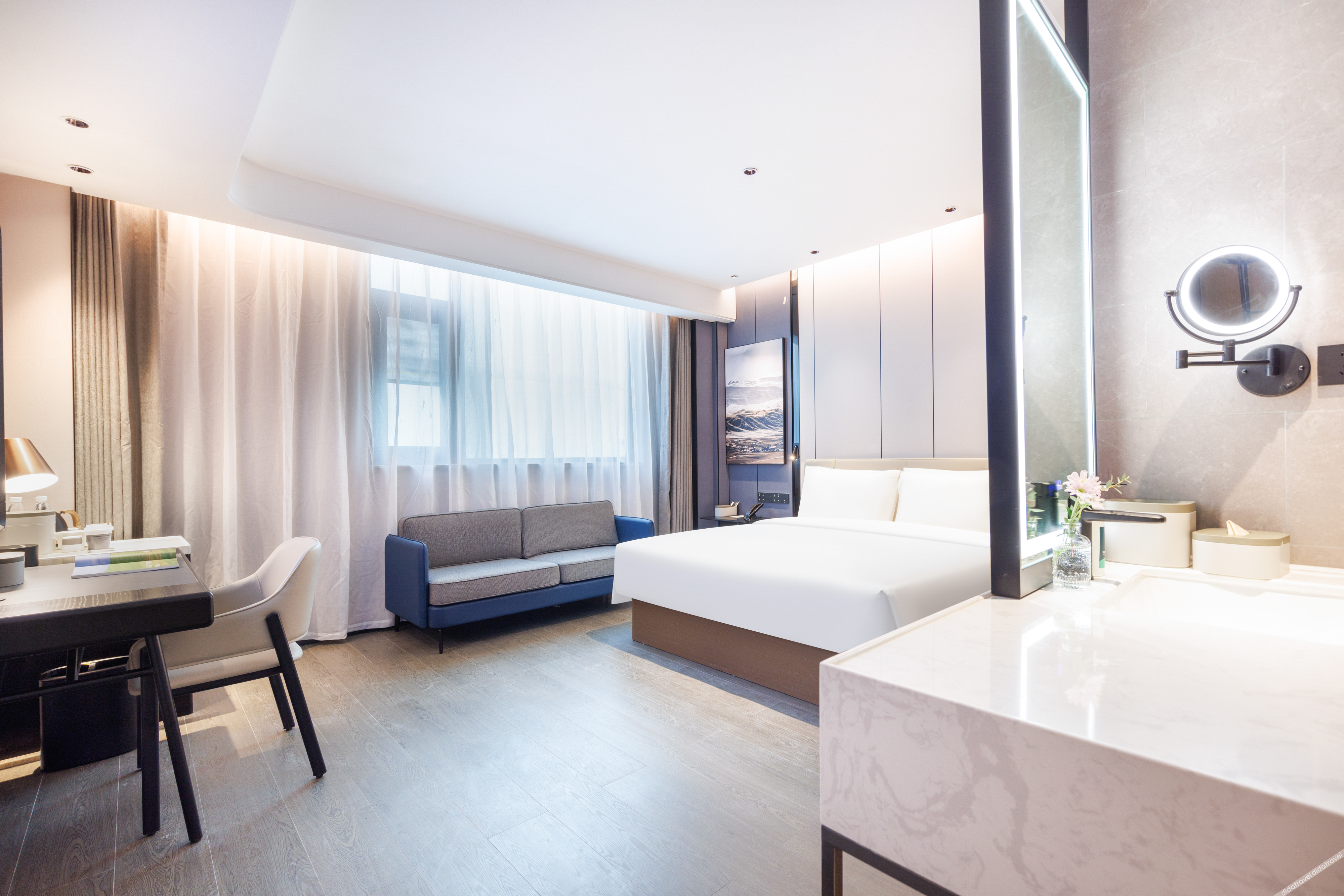 Atour Hotel Shenzhen Futian Huaqiangnorth Pedestrian Street 4*