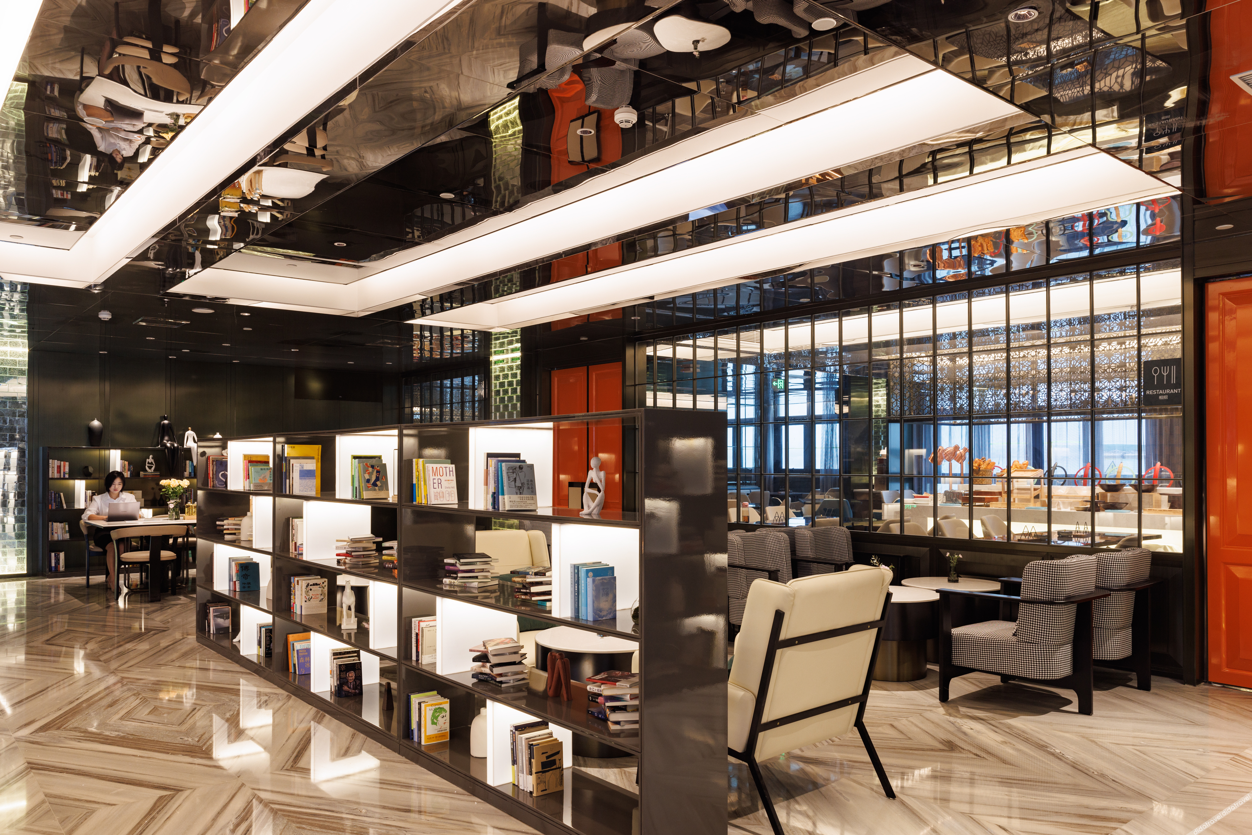 Atour Hotel Shenzhen Futian Huaqiangnorth Pedestrian Street 4*