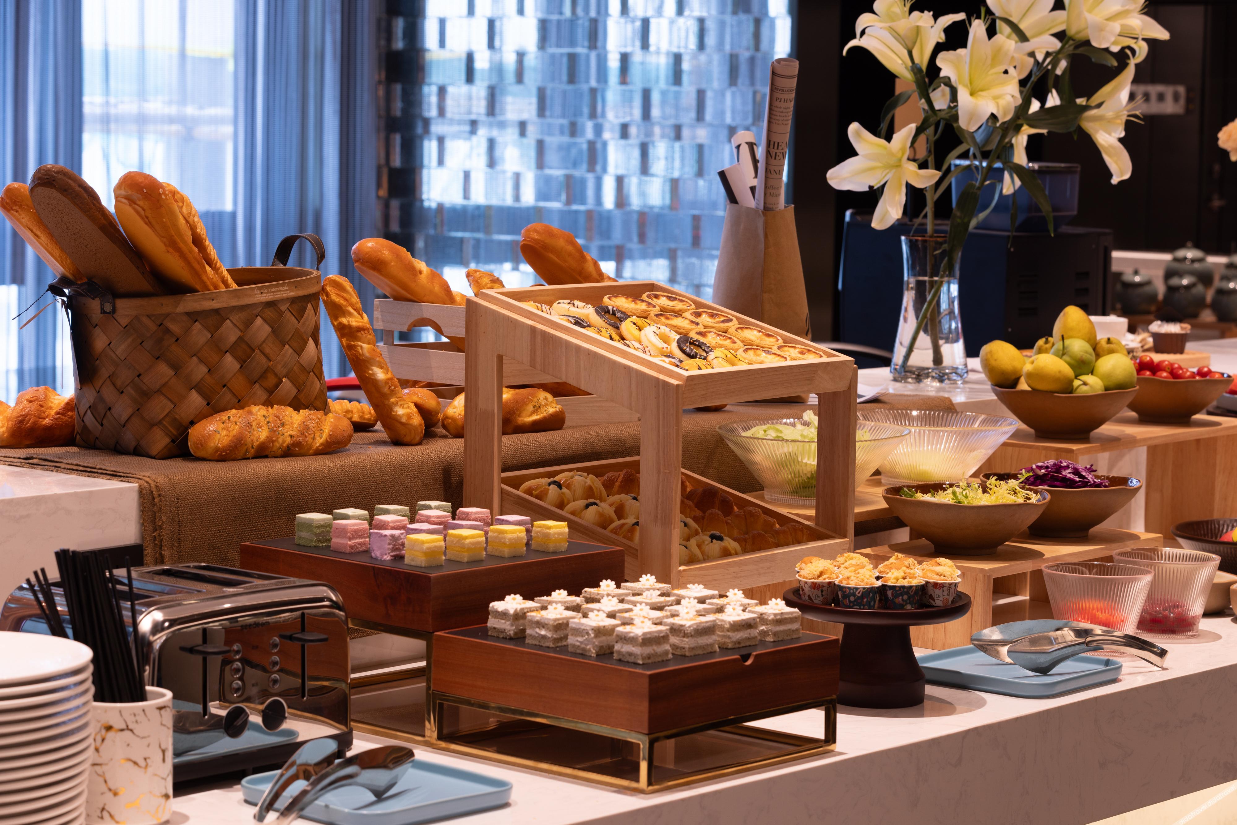 Atour Hotel Shenzhen Futian Huaqiangnorth Pedestrian Street 4*