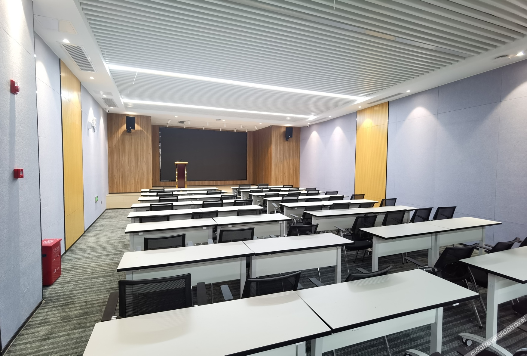 Atour X Hotel, Airport Road, Guiyang 3*