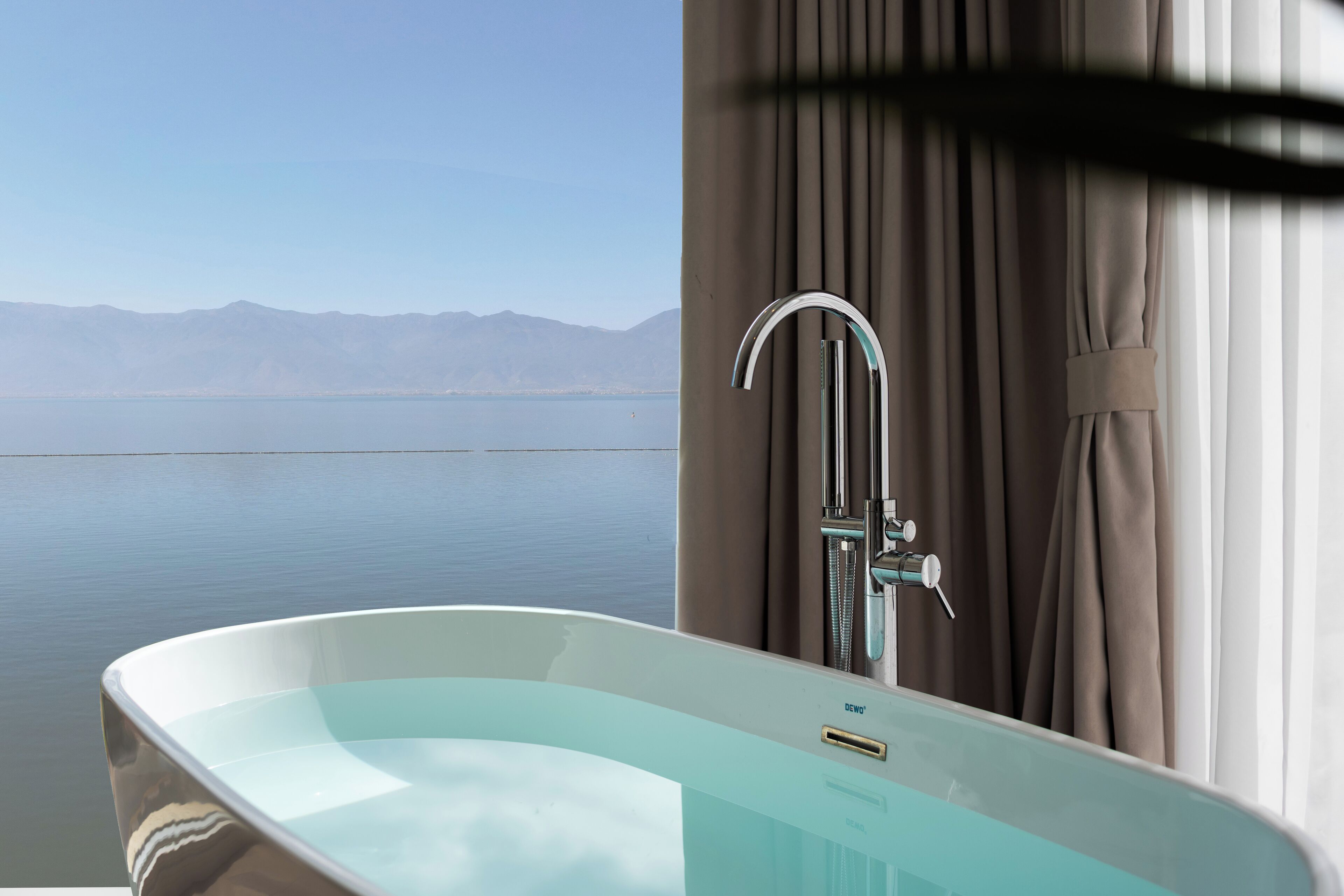 Da Li Yu Jia Ren Hotel 3*