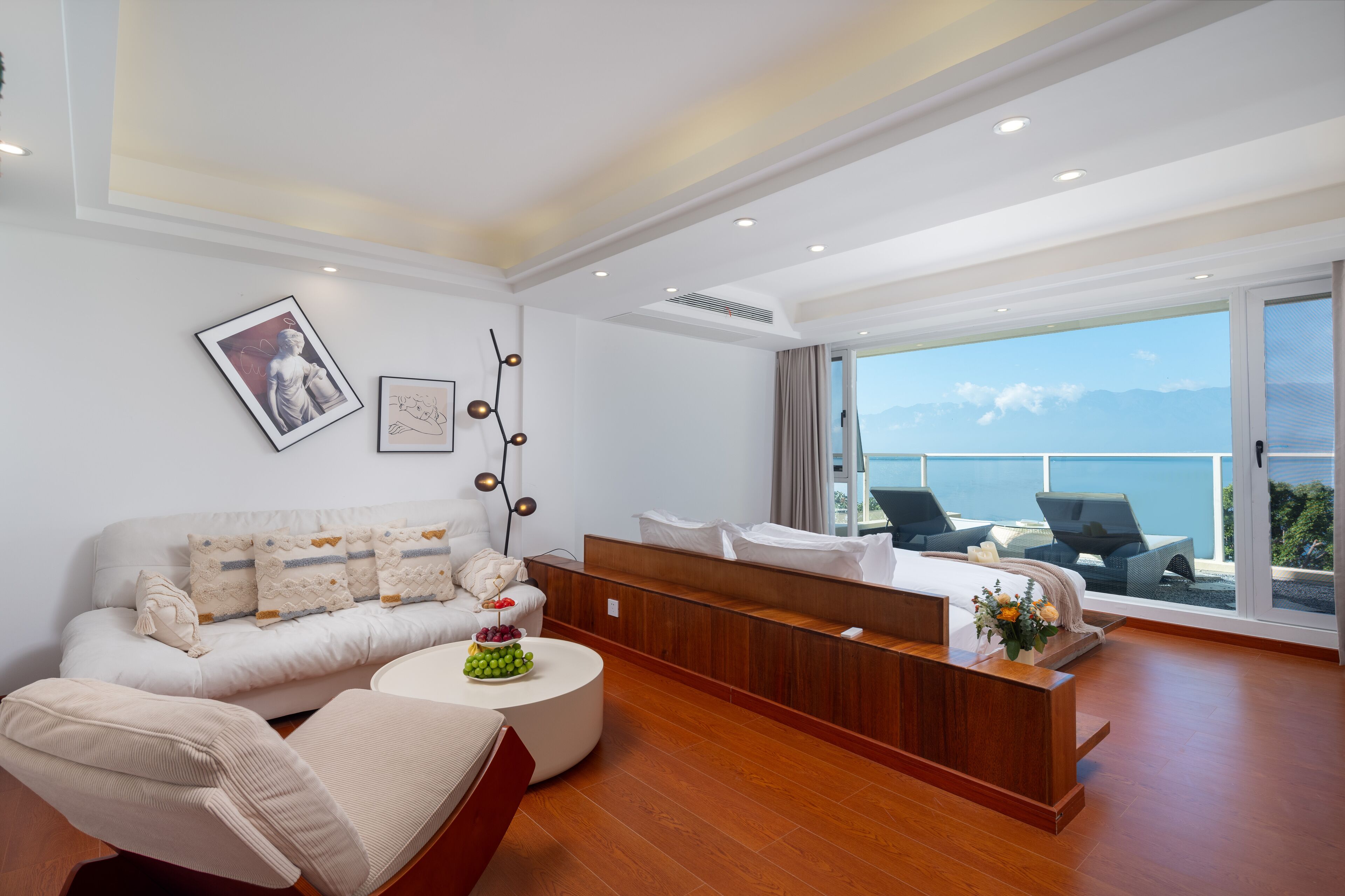 Da Li Yu Jia Ren Hotel 3*