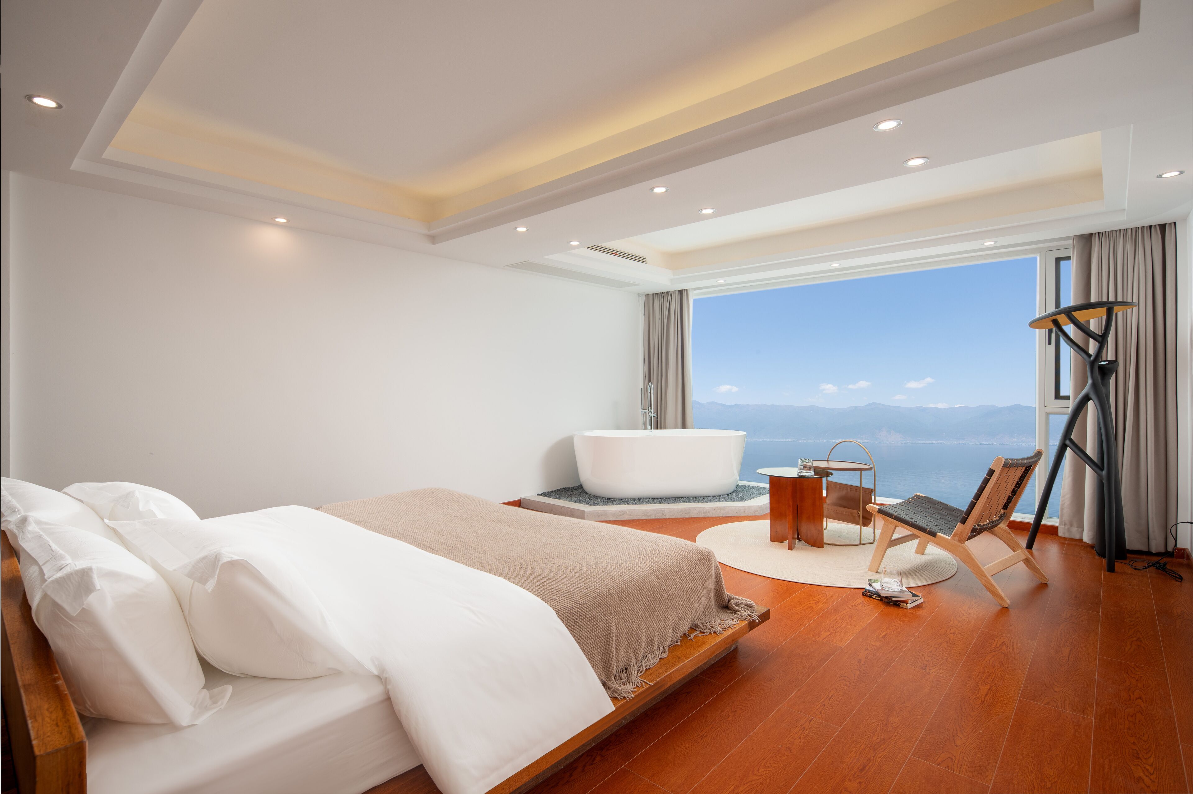 Da Li Yu Jia Ren Hotel 3*