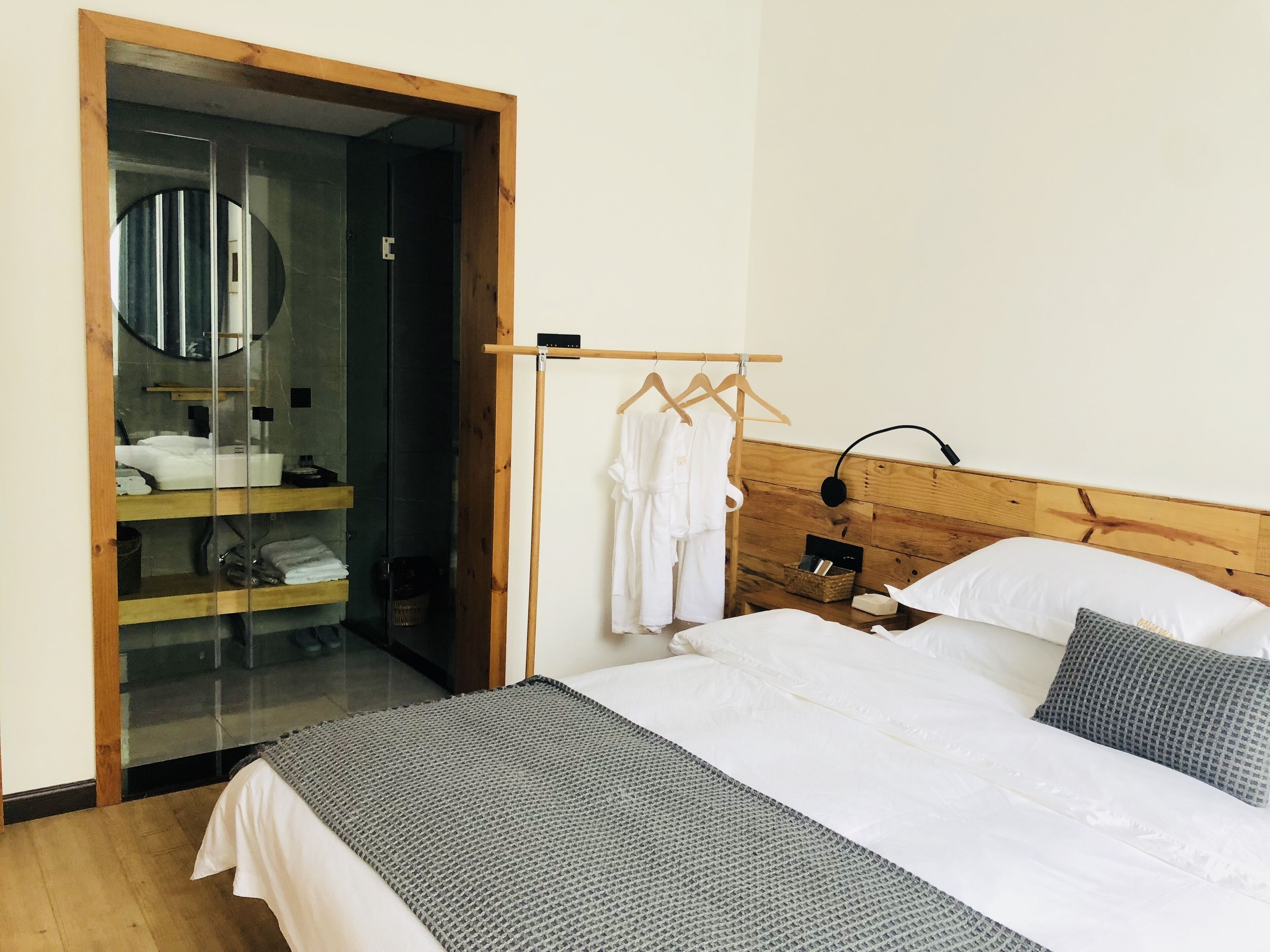 Phoenix No.8 · Secluded Xiangxi Villa Courtyard (Fenghuang Ancient Town Store) 3*