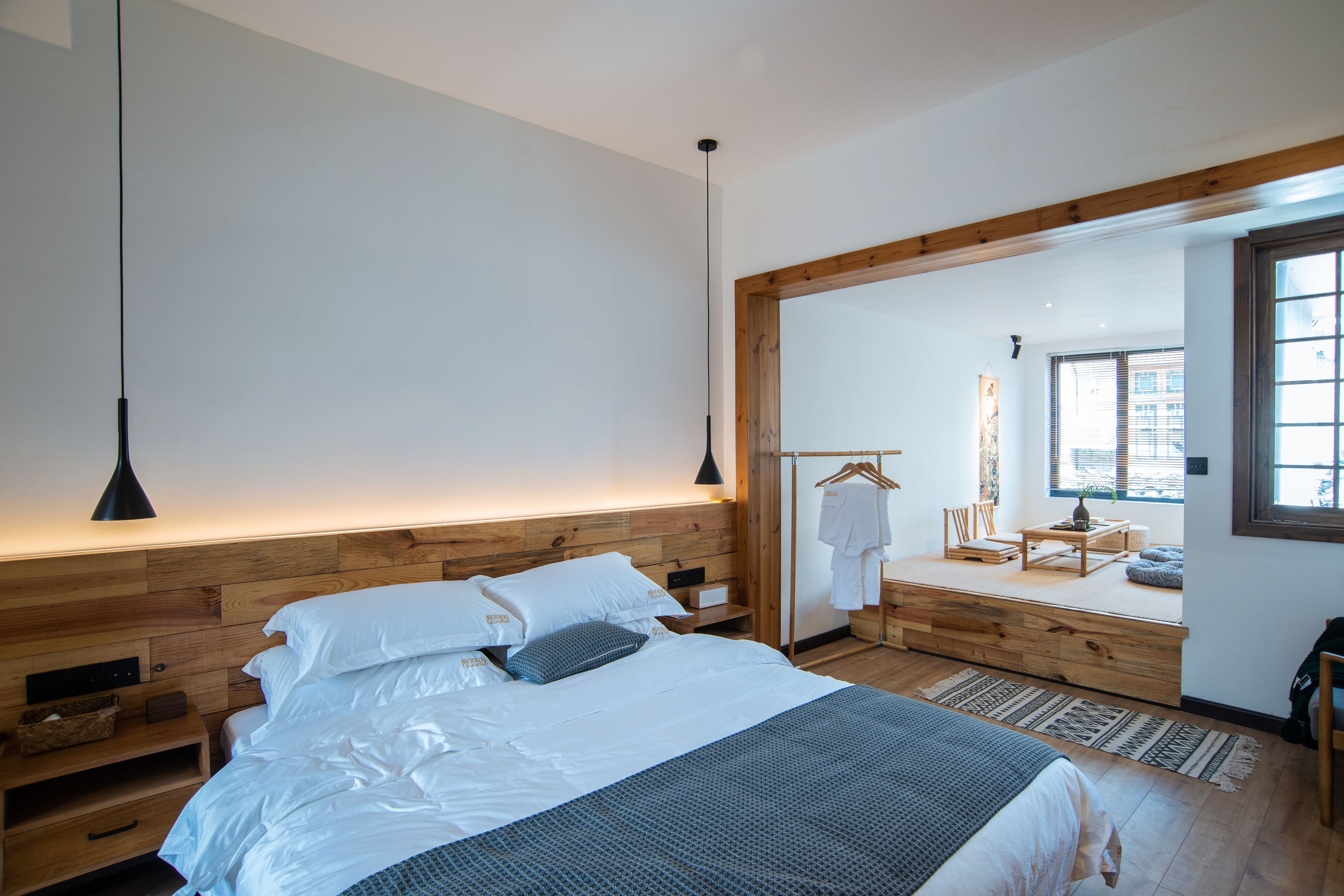 Phoenix No.8 · Secluded Xiangxi Villa Courtyard (Fenghuang Ancient Town Store) 3*