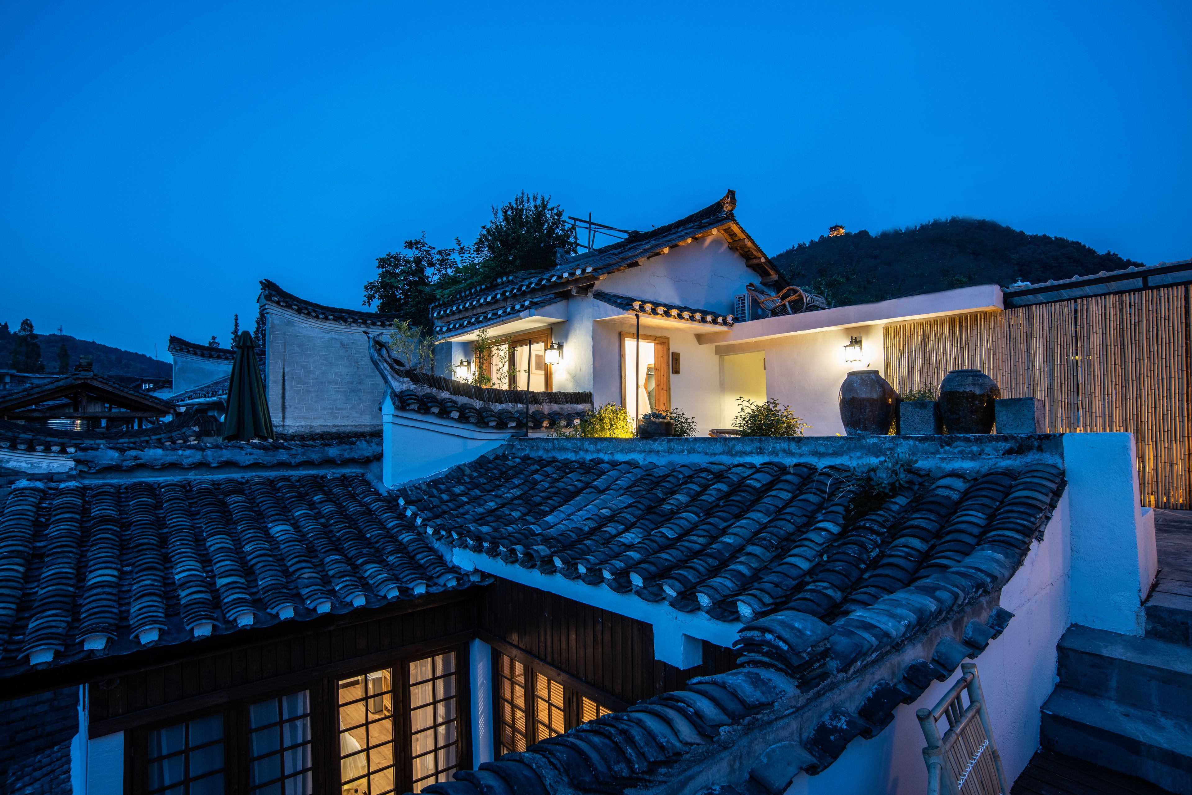 Phoenix No.8 · Secluded Xiangxi Villa Courtyard (Fenghuang Ancient Town Store) 3*