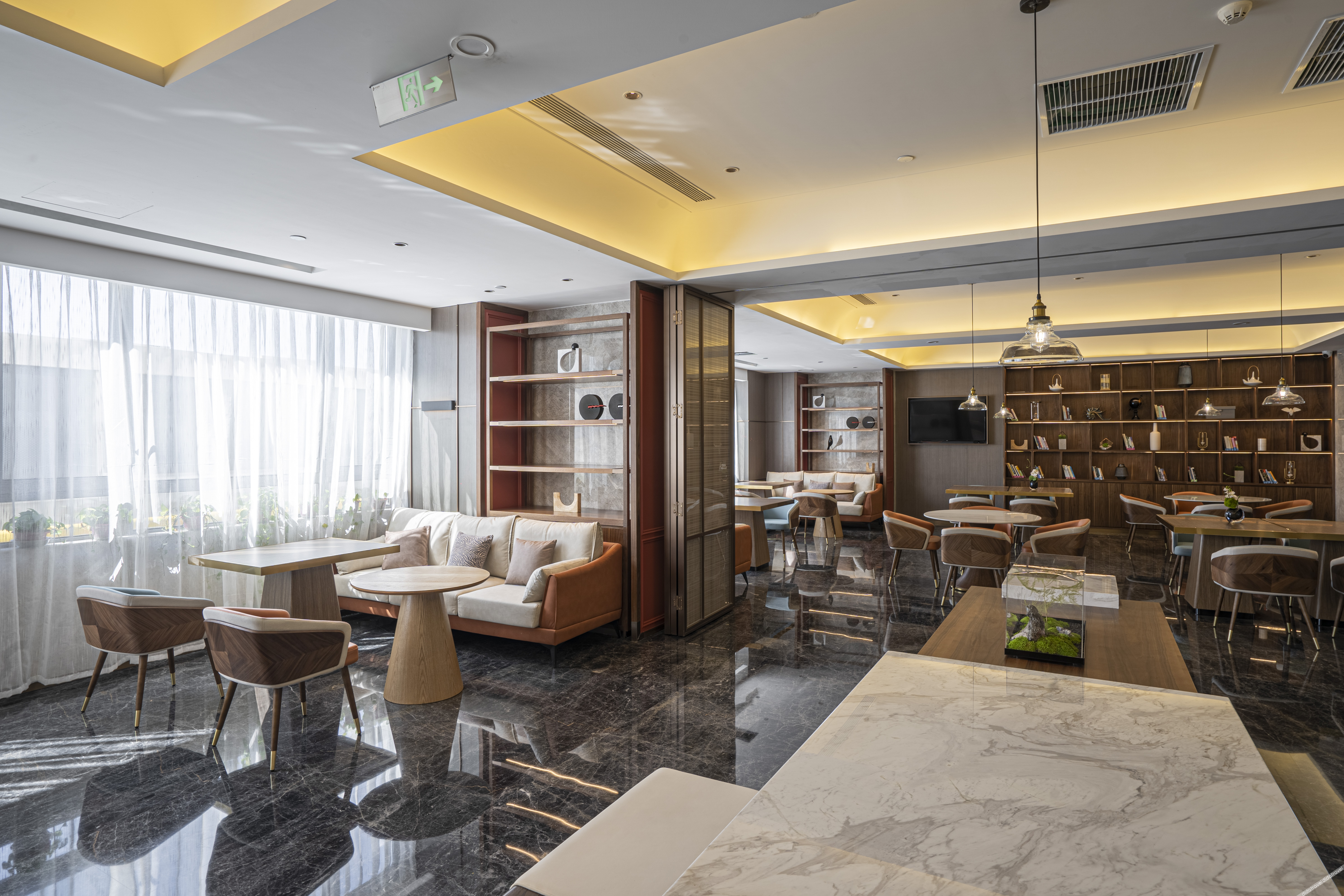Atour Hotel Tianjin Eco-City Haiboguan 4*