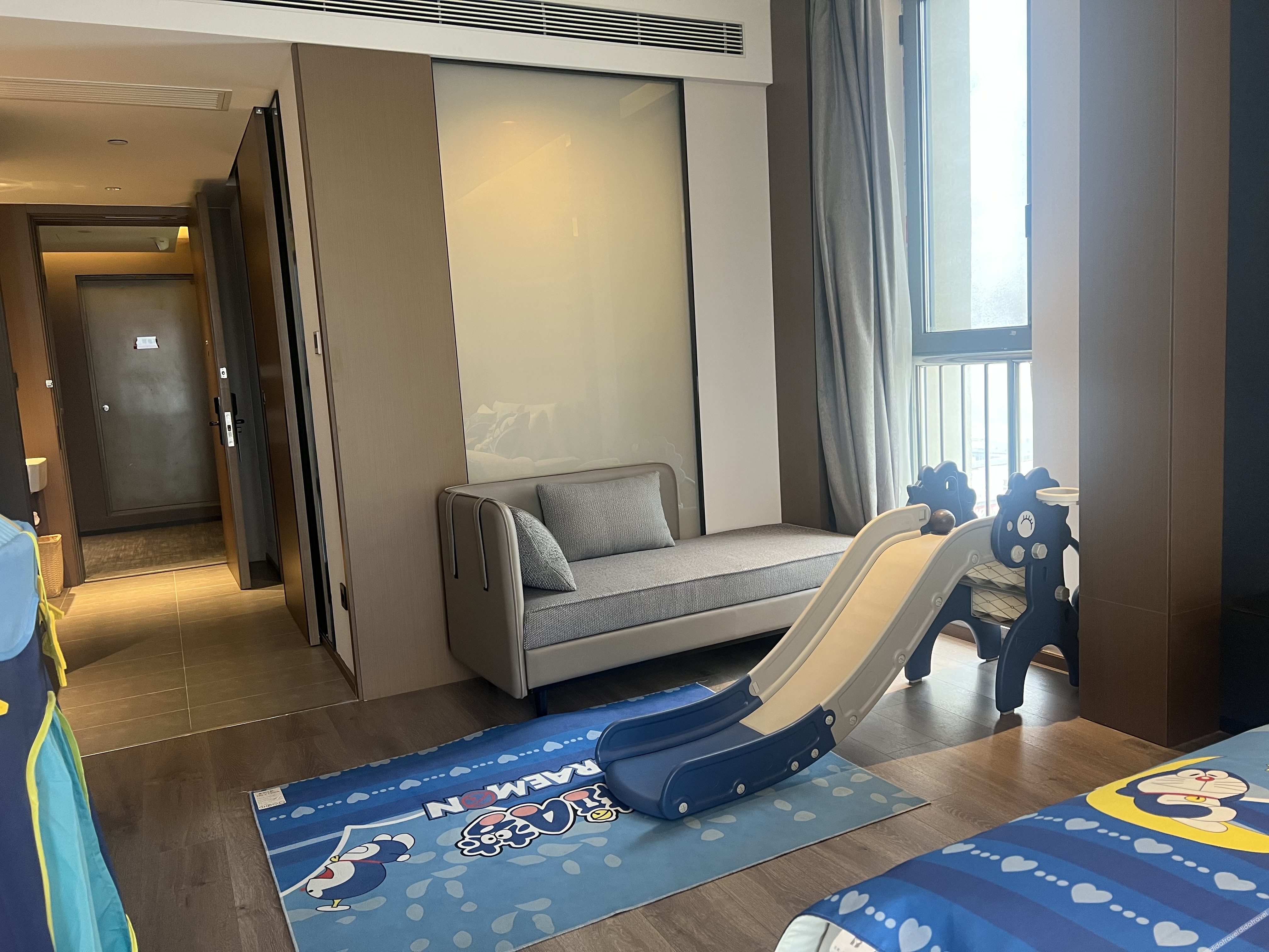 Atour Hotel Tianjin Eco-City Haiboguan 4*