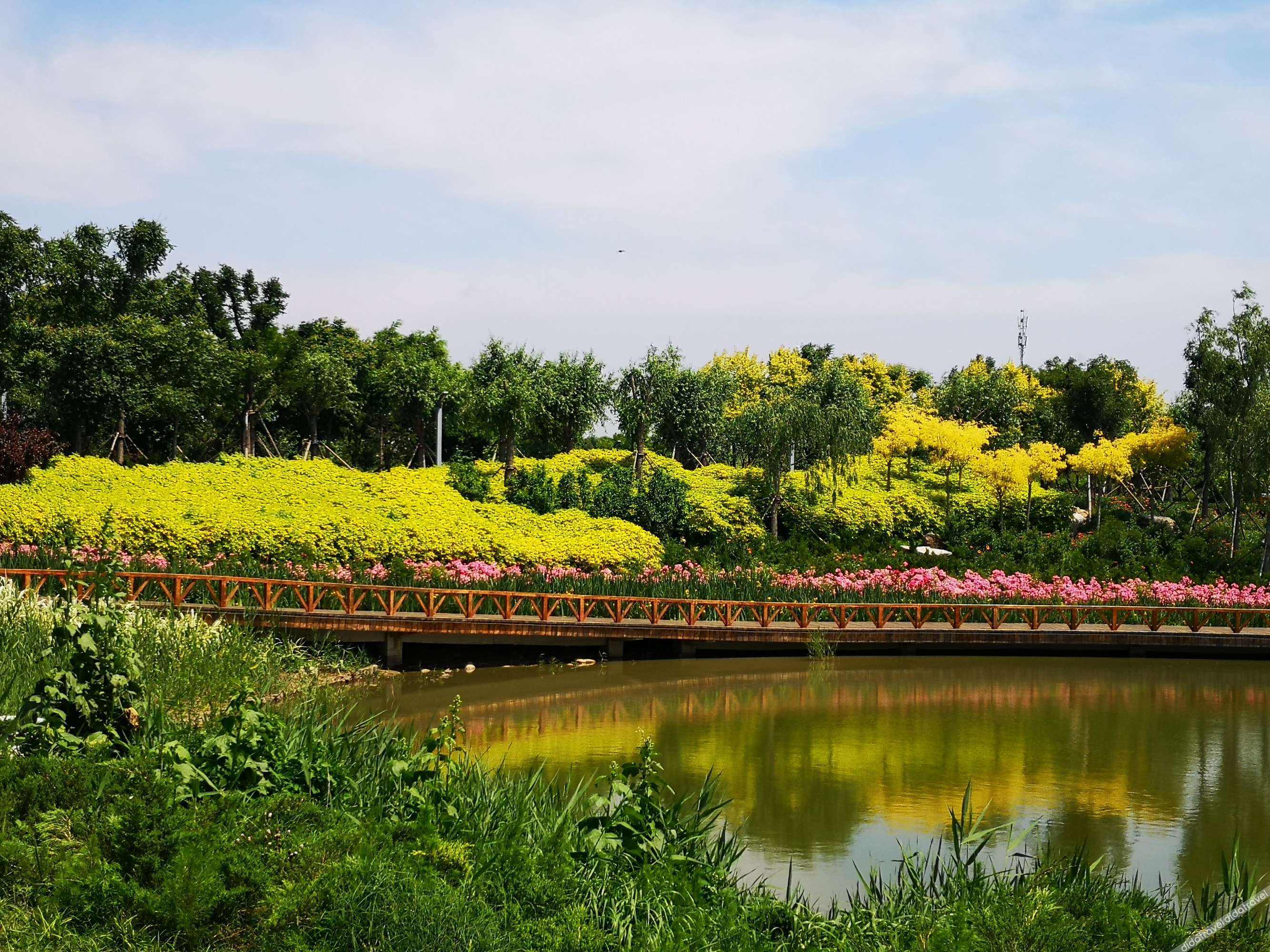 Atour Hotel Tianjin Eco-City Haiboguan 4*