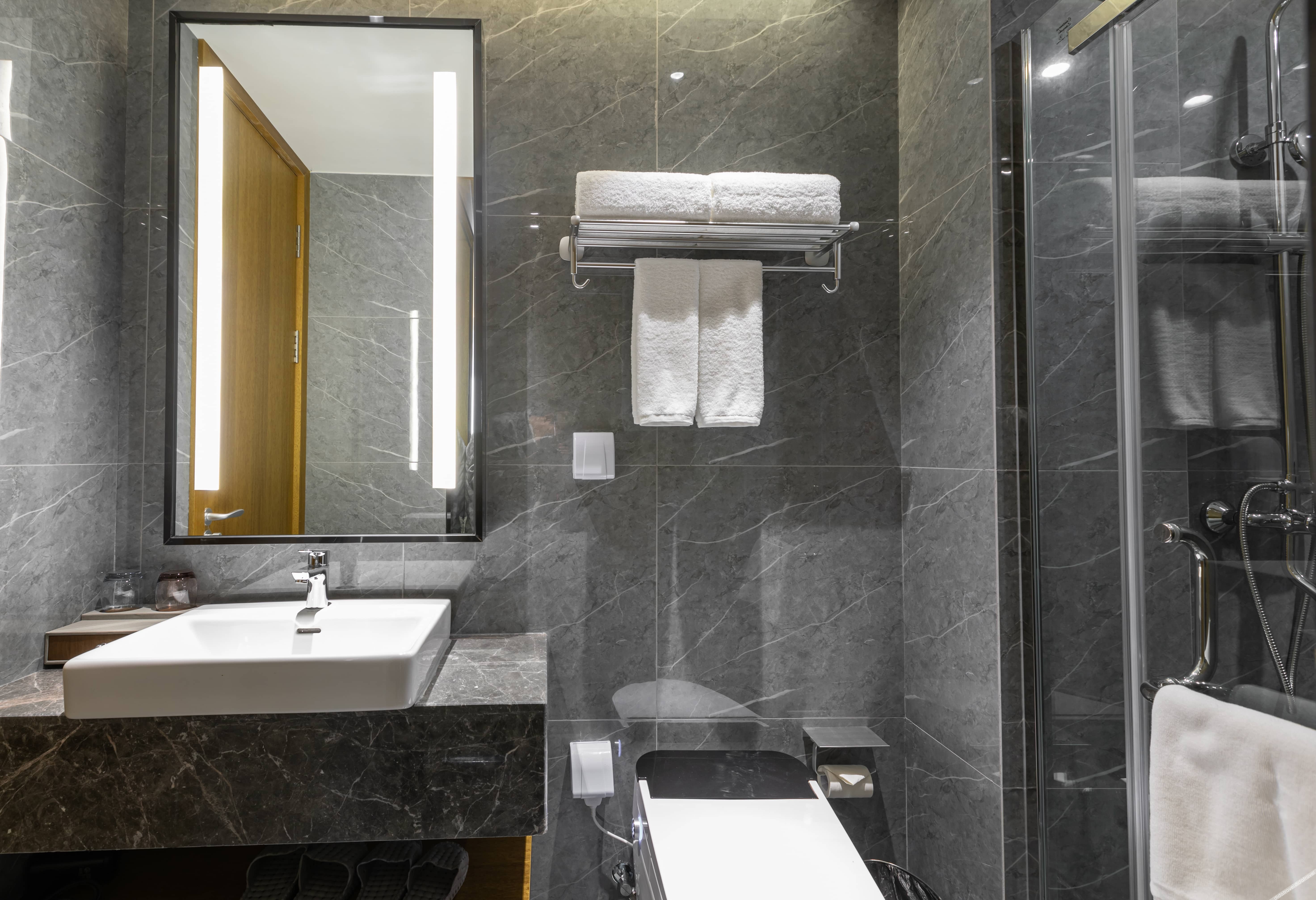 Aivia Rezen Hotel (Lijiang Ancient City) 4*