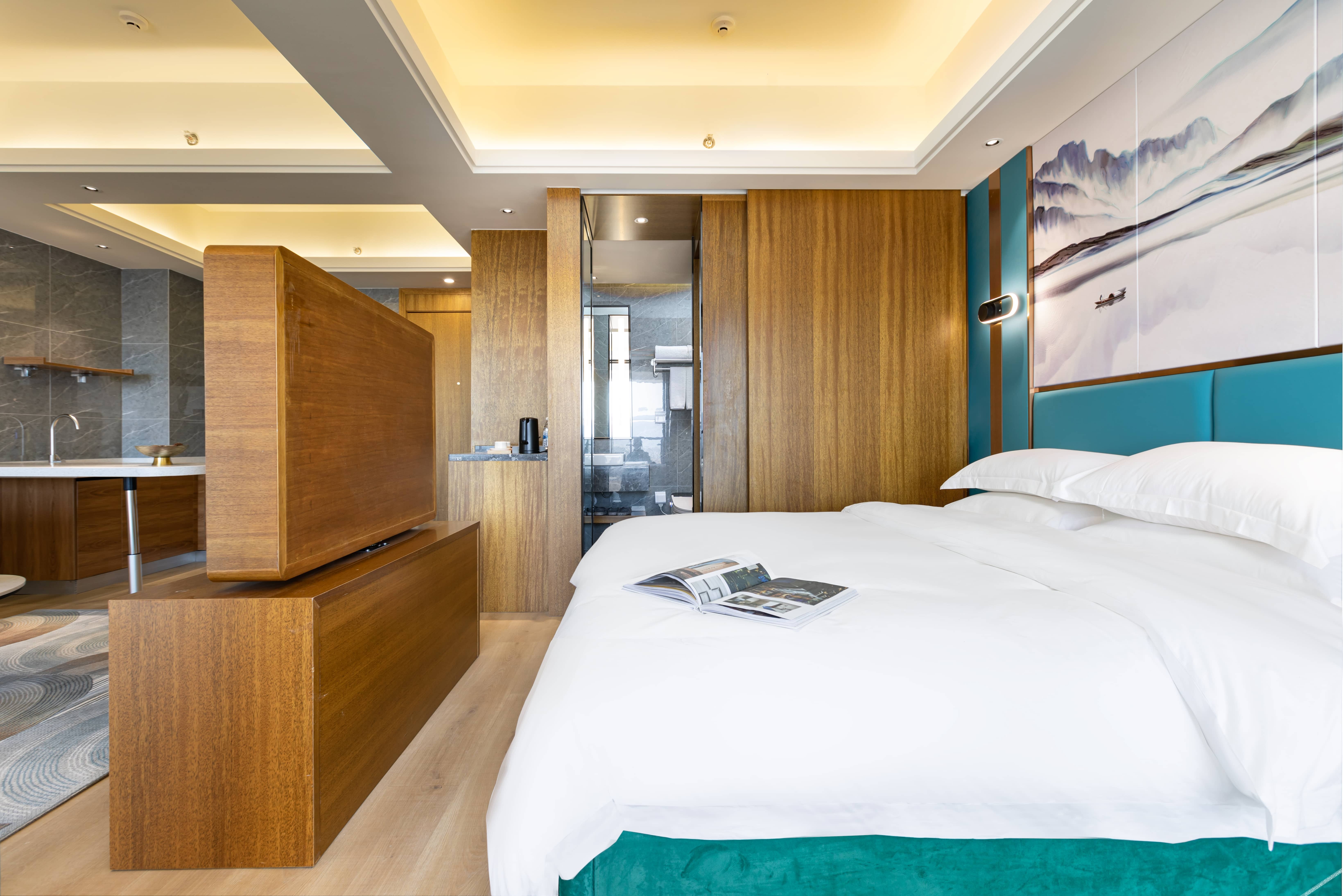Aivia Rezen Hotel (Lijiang Ancient City) 4*
