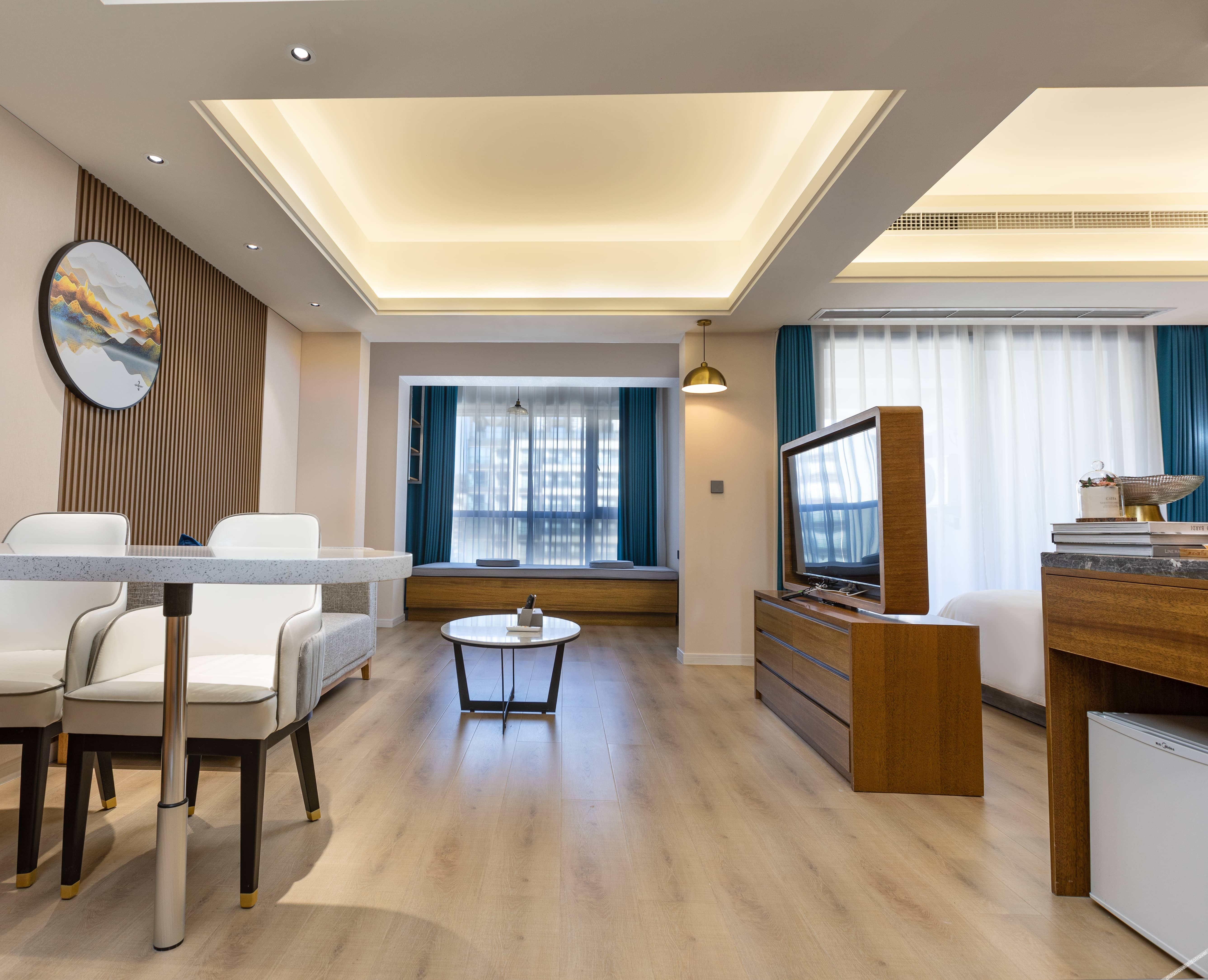 Aivia Rezen Hotel (Lijiang Ancient City) 4*