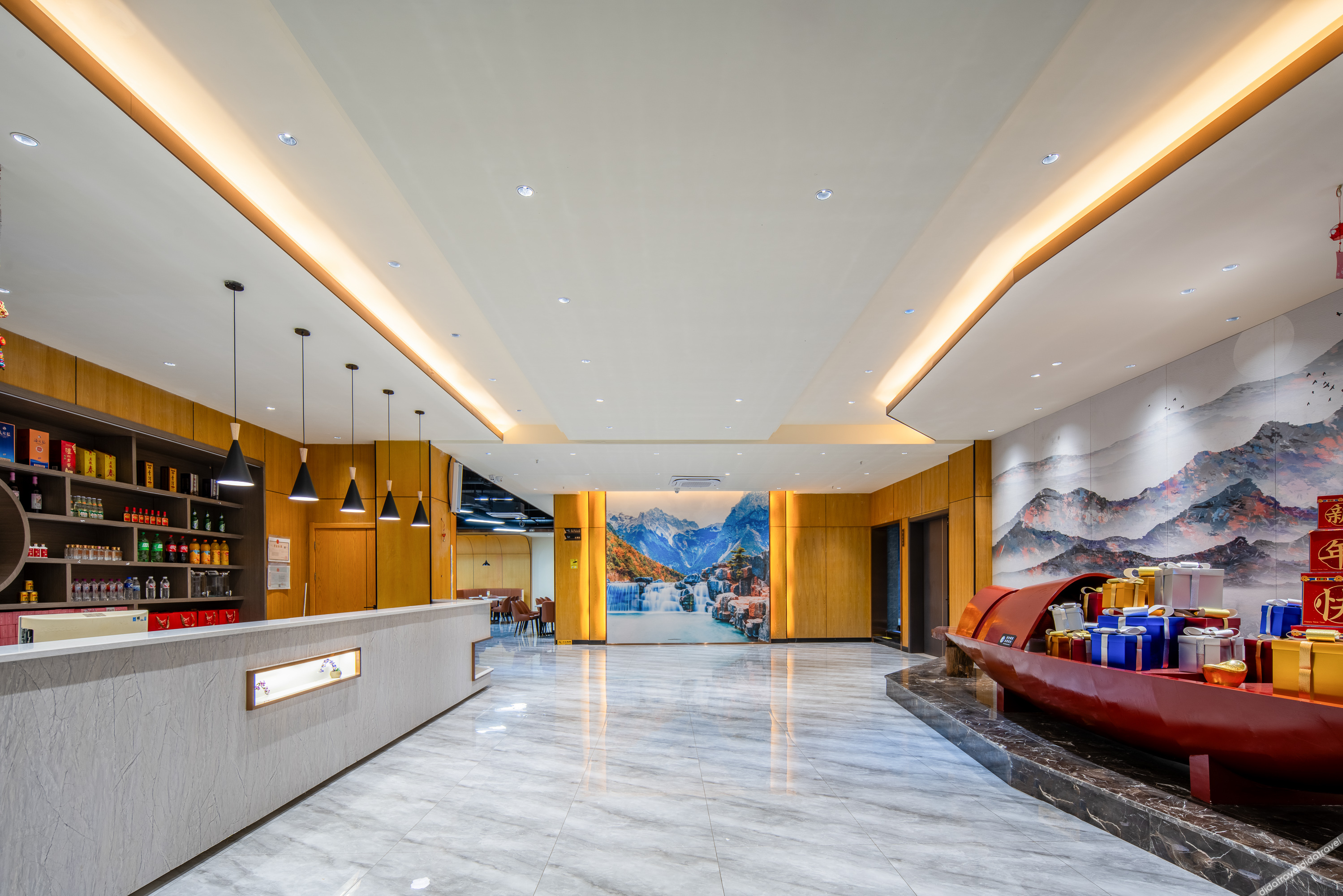 Aivia Rezen Hotel (Lijiang Ancient City) 4*