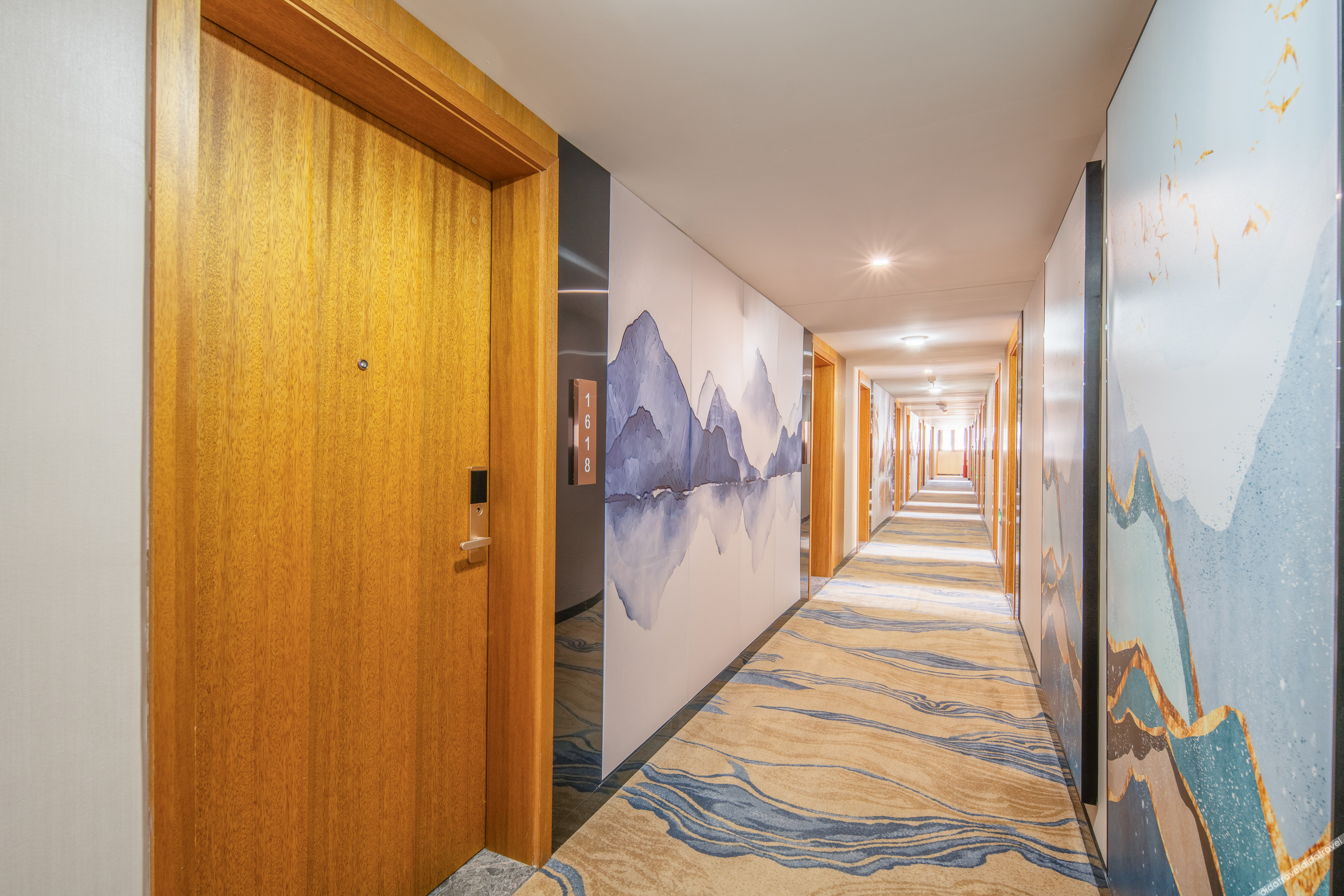 Aivia Rezen Hotel (Lijiang Ancient City) 4*