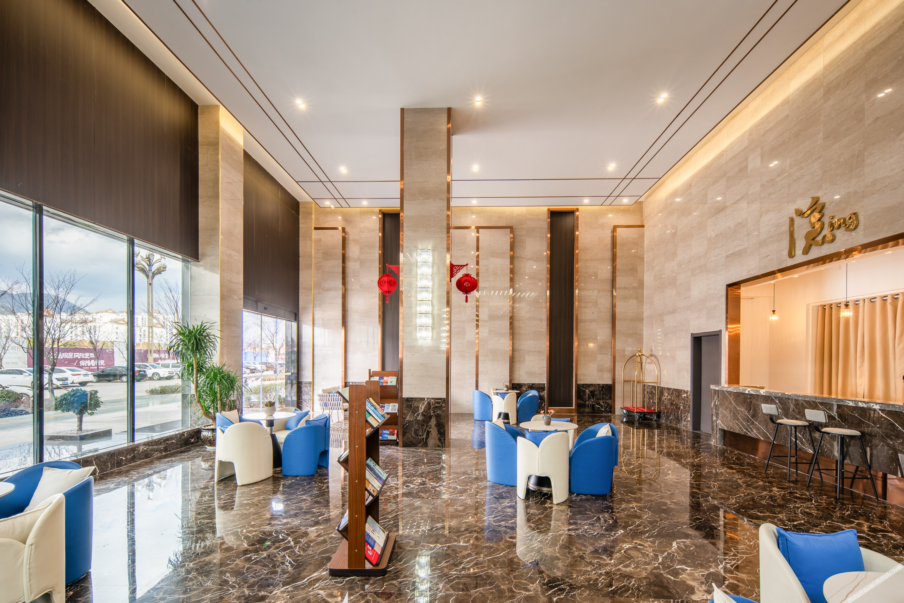 Aivia Rezen Hotel (Lijiang Ancient City) 4*