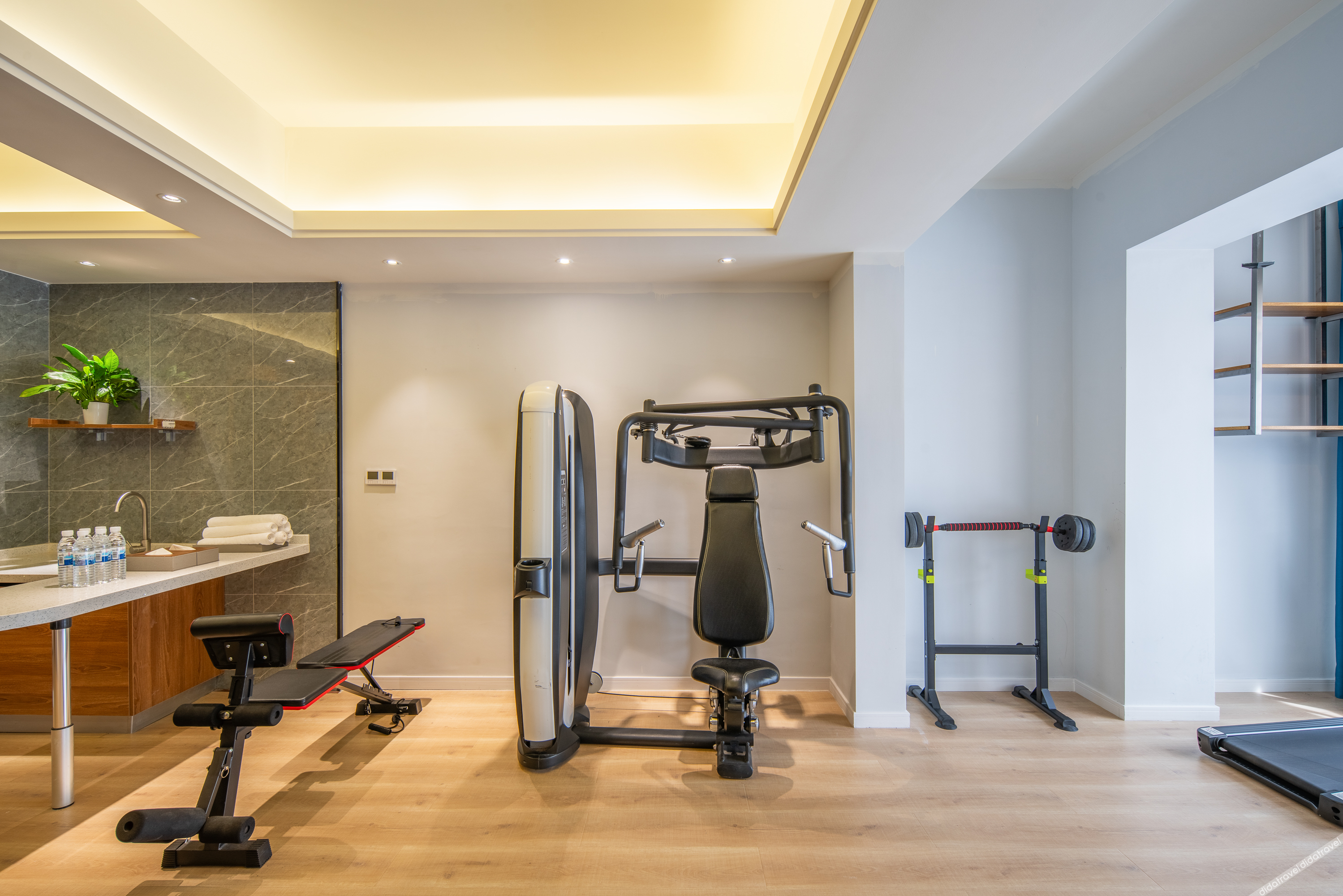 Aivia Rezen Hotel (Lijiang Ancient City) 4*
