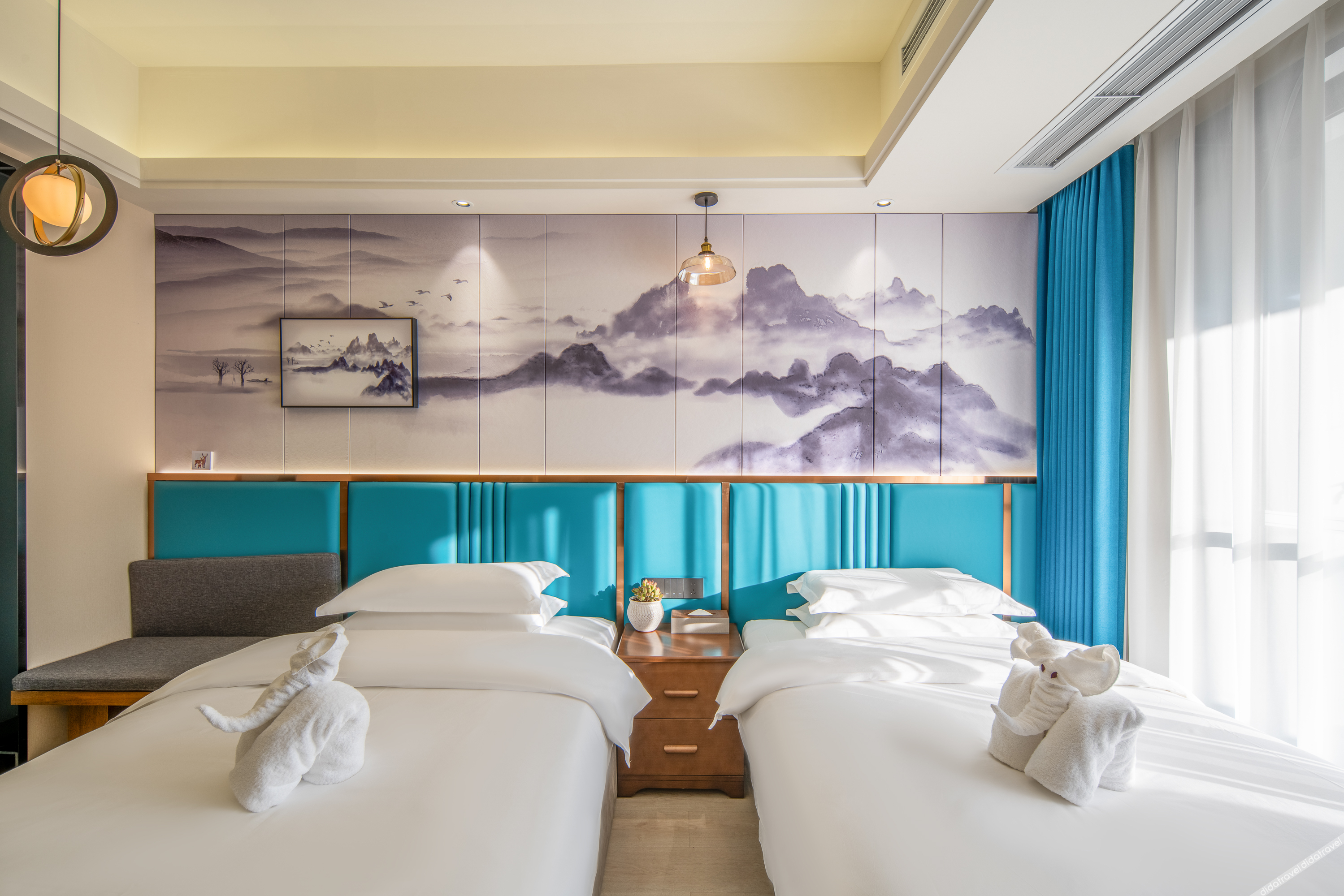 Aivia Rezen Hotel (Lijiang Ancient City) 4*