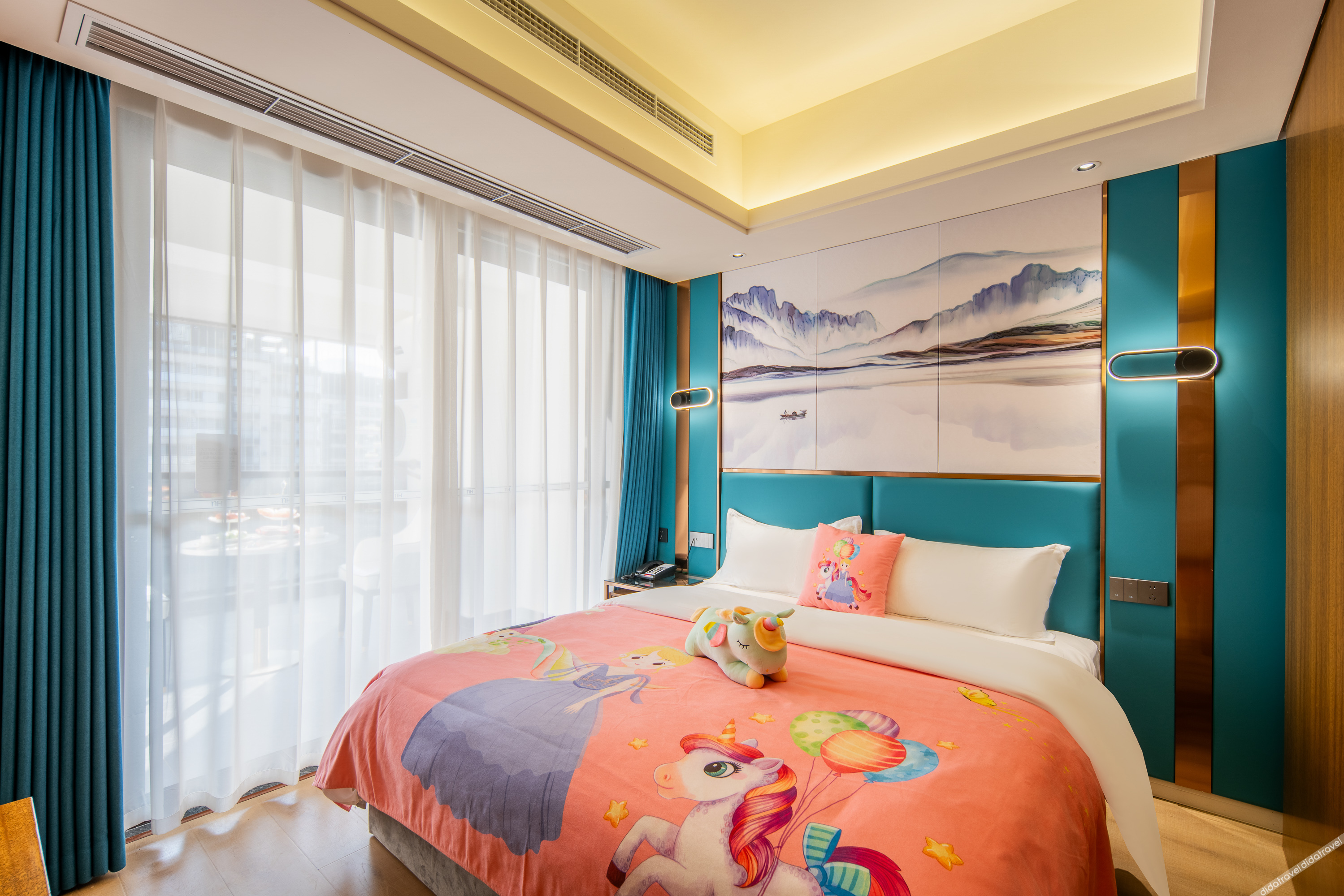 Aivia Rezen Hotel (Lijiang Ancient City) 4*