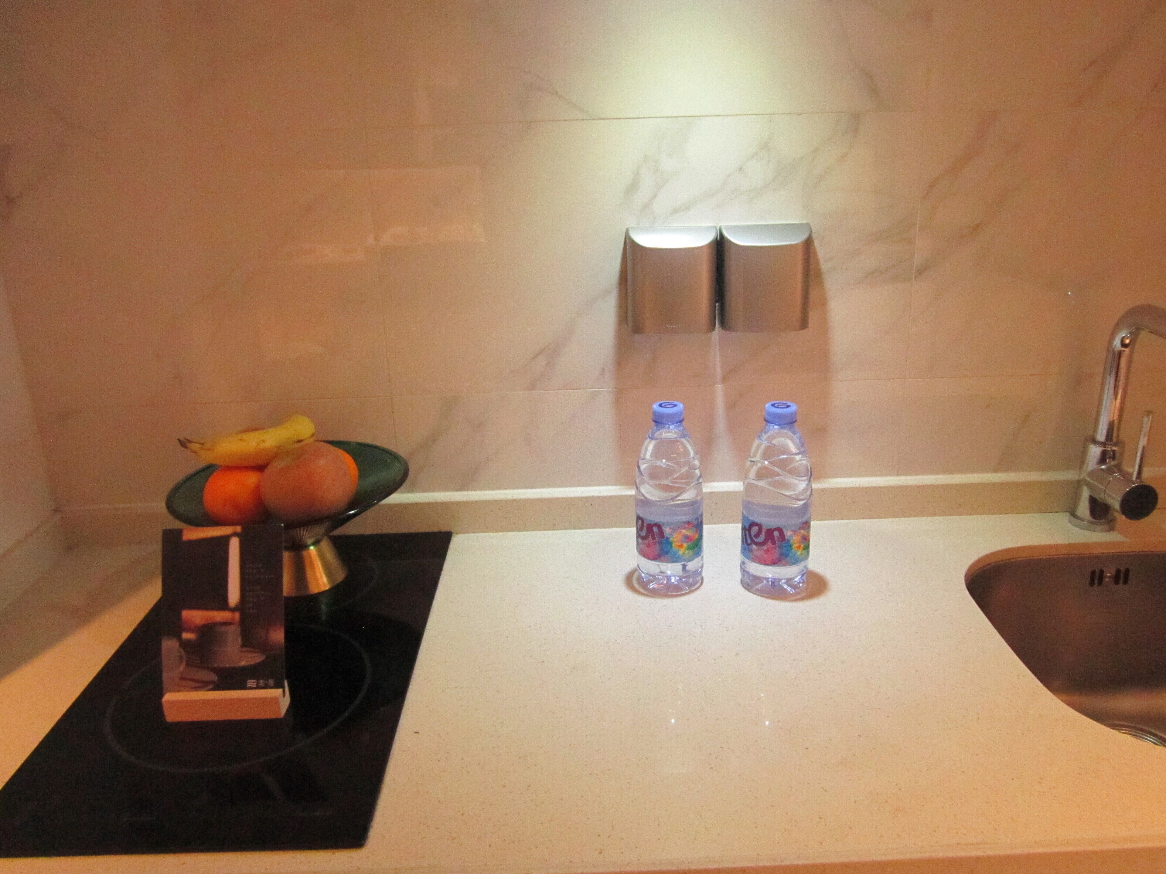 RHO HOTEL 0*