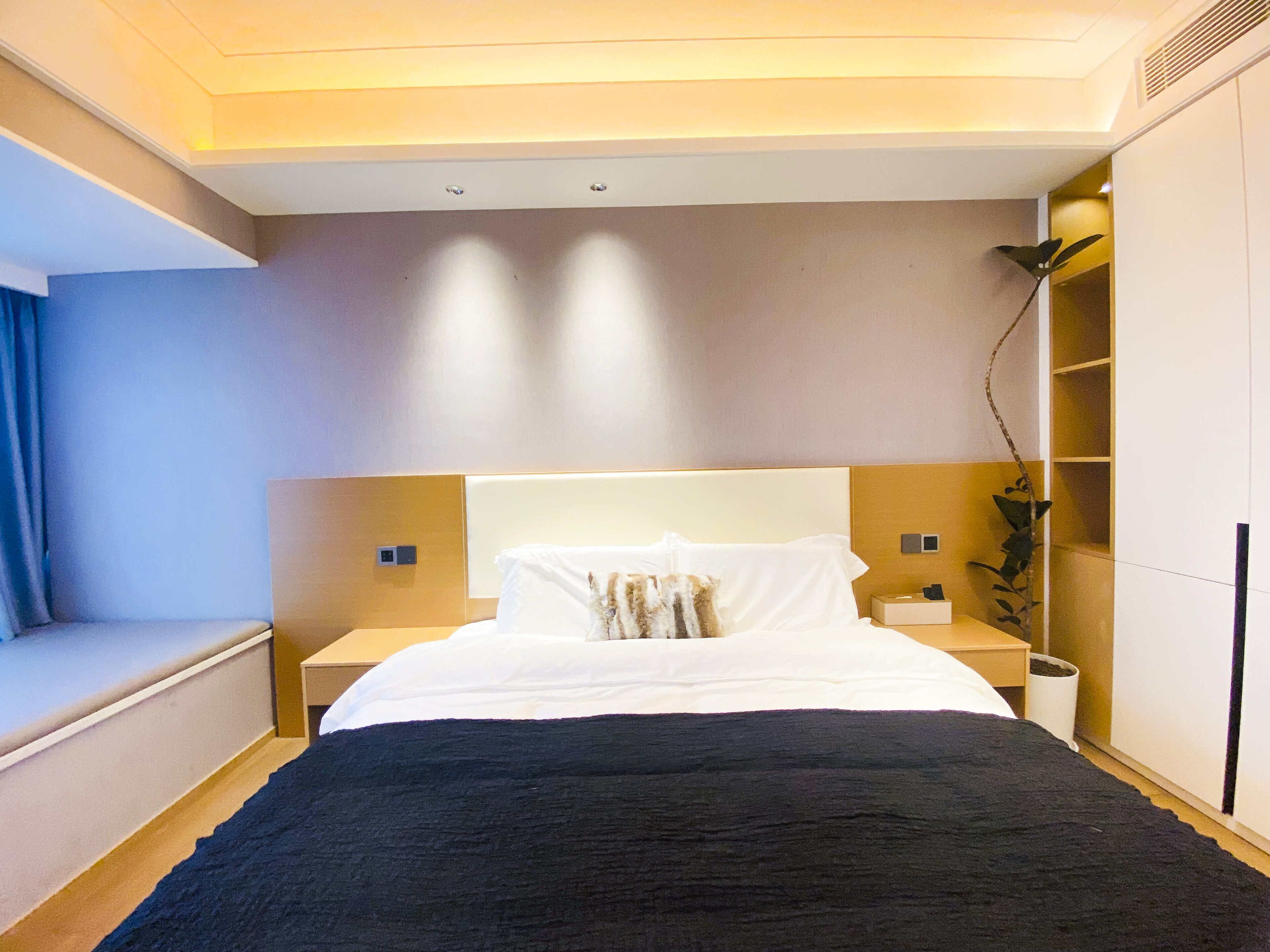 RHO HOTEL 0*