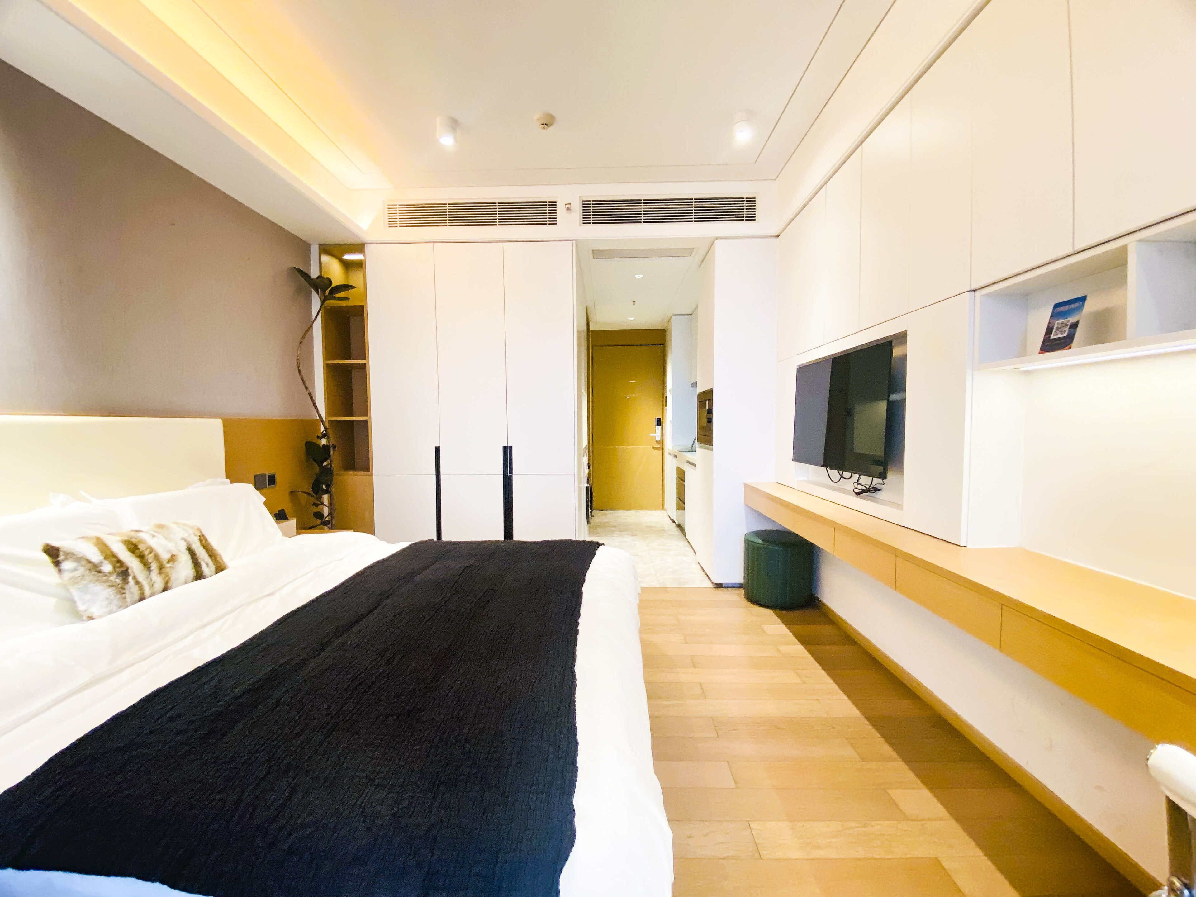 RHO HOTEL 0*