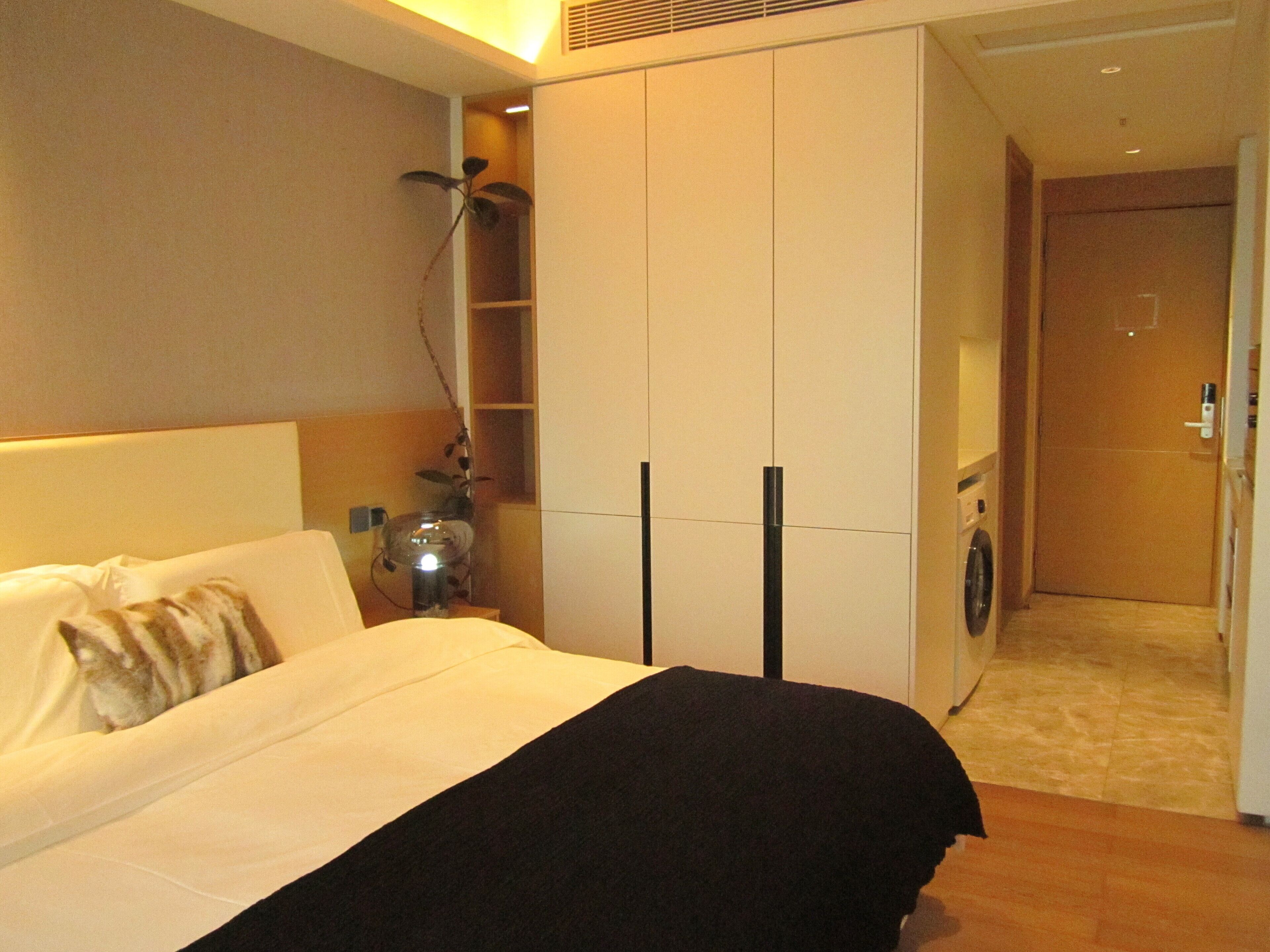 RHO HOTEL 0*