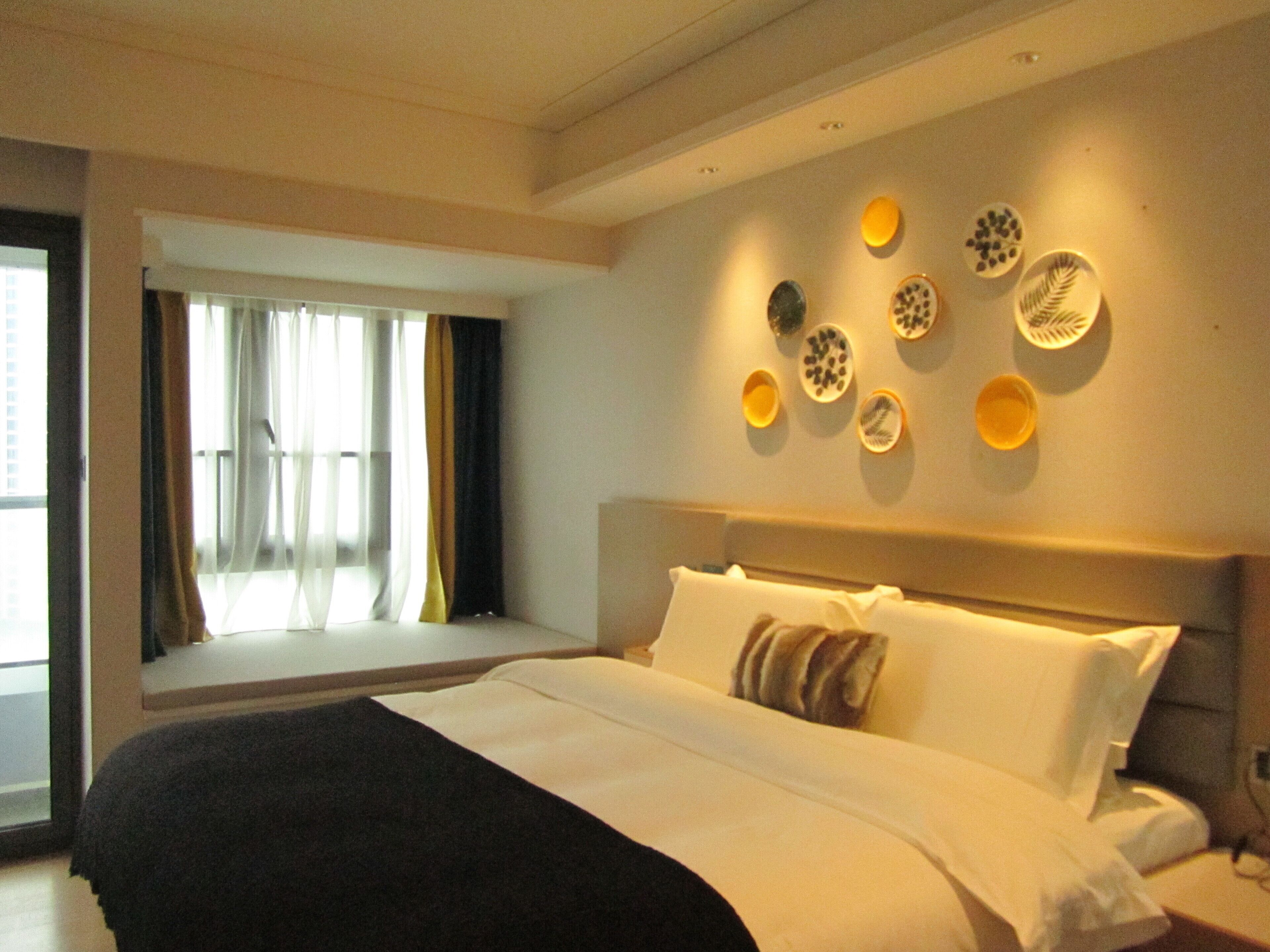 RHO HOTEL 0*