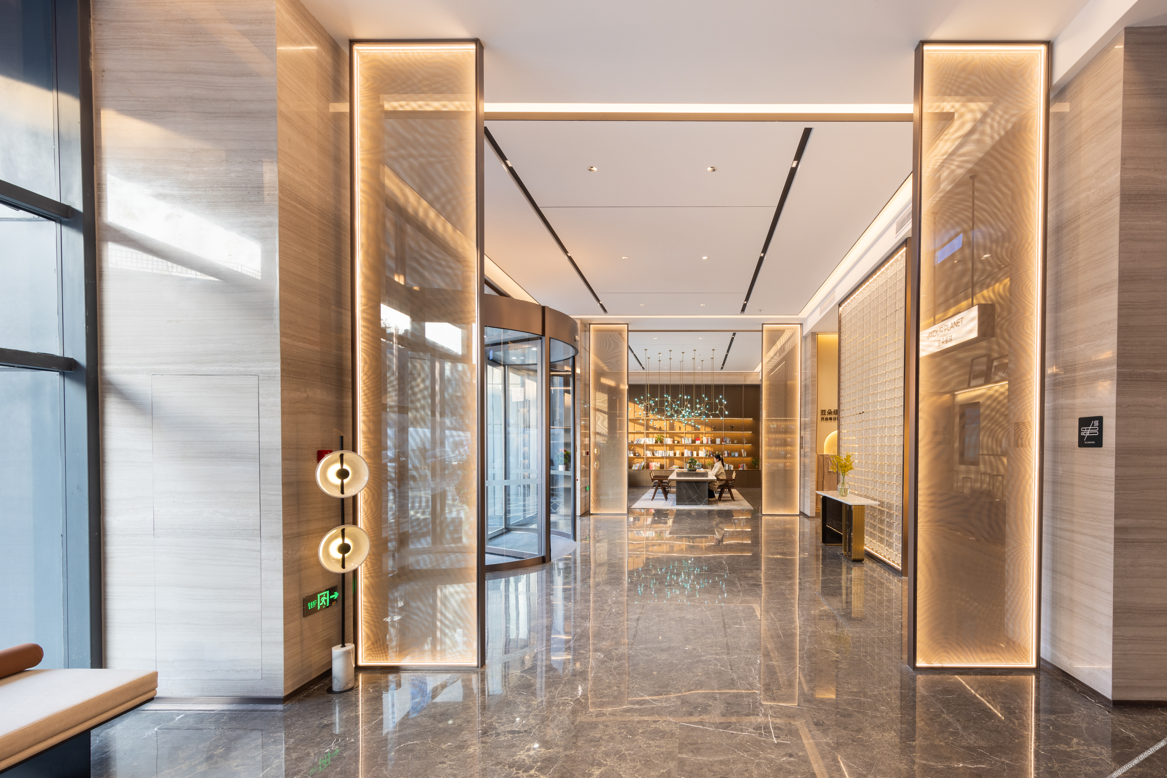 Atour Hotel Hongshan Square, Chuhe Han Street, Wuhan 4*