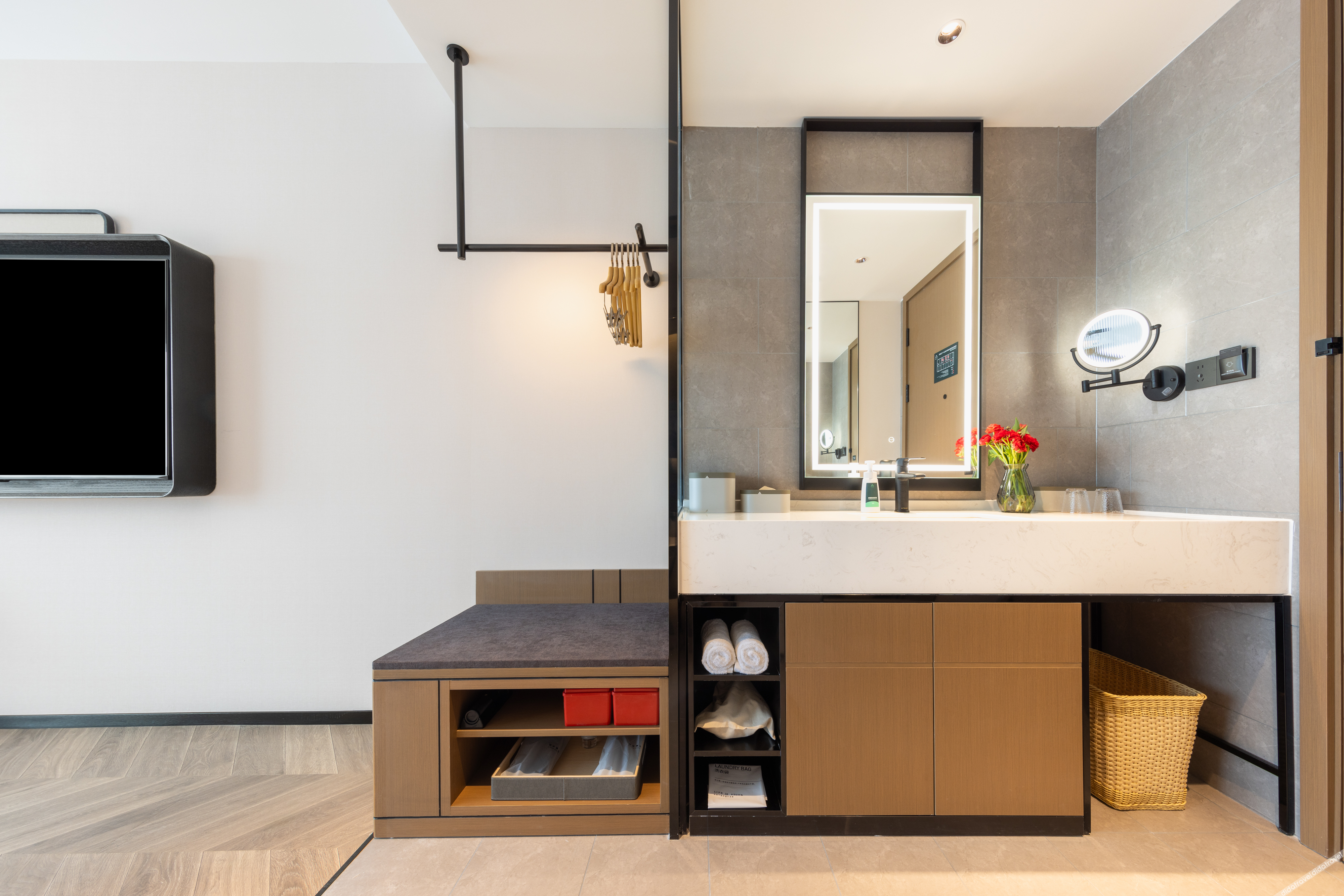 Atour Hotel Hongshan Square, Chuhe Han Street, Wuhan 4*